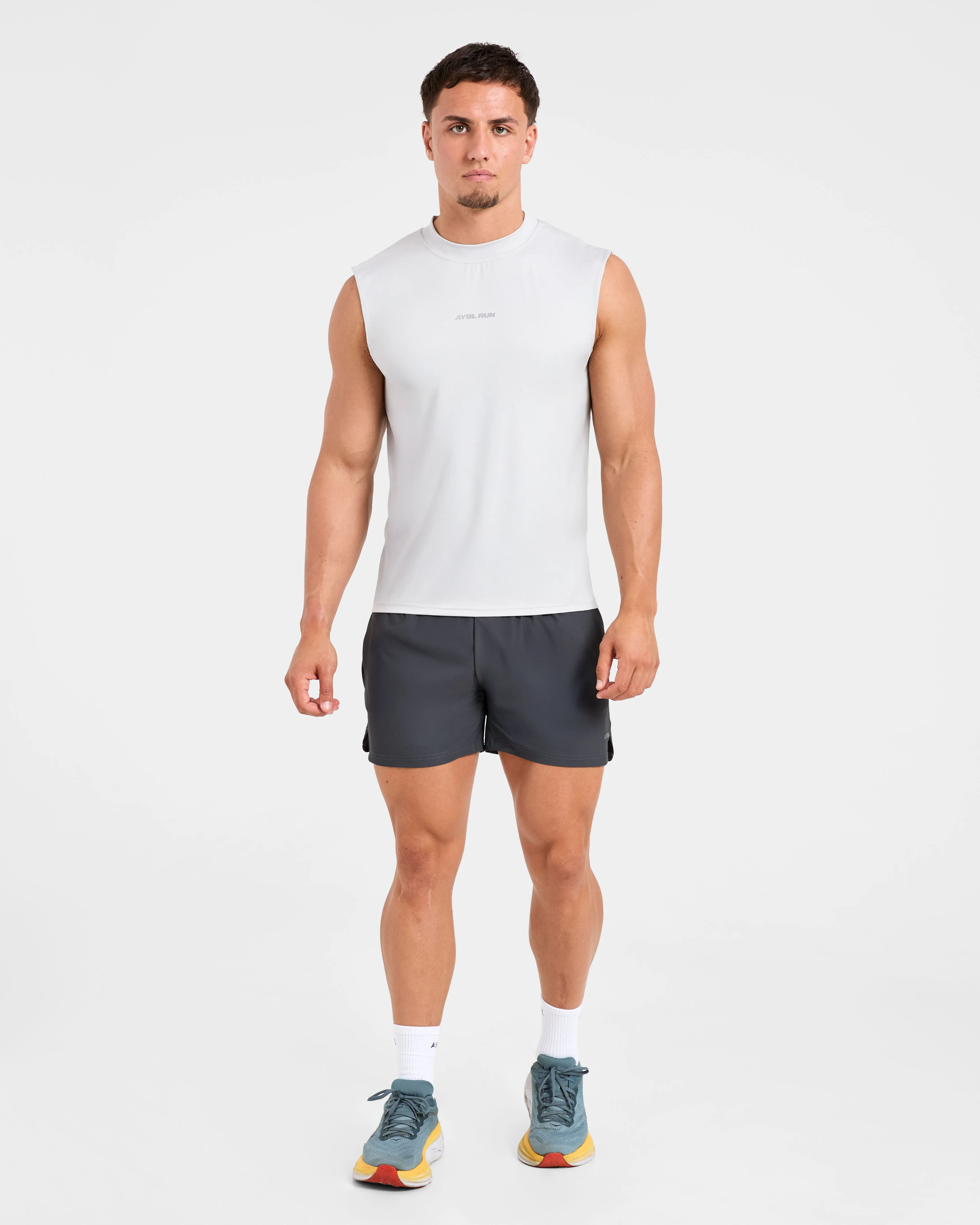 All Day Comfort Fit Multi Panel Construction Run 5" Shorts - Hurricane Grey