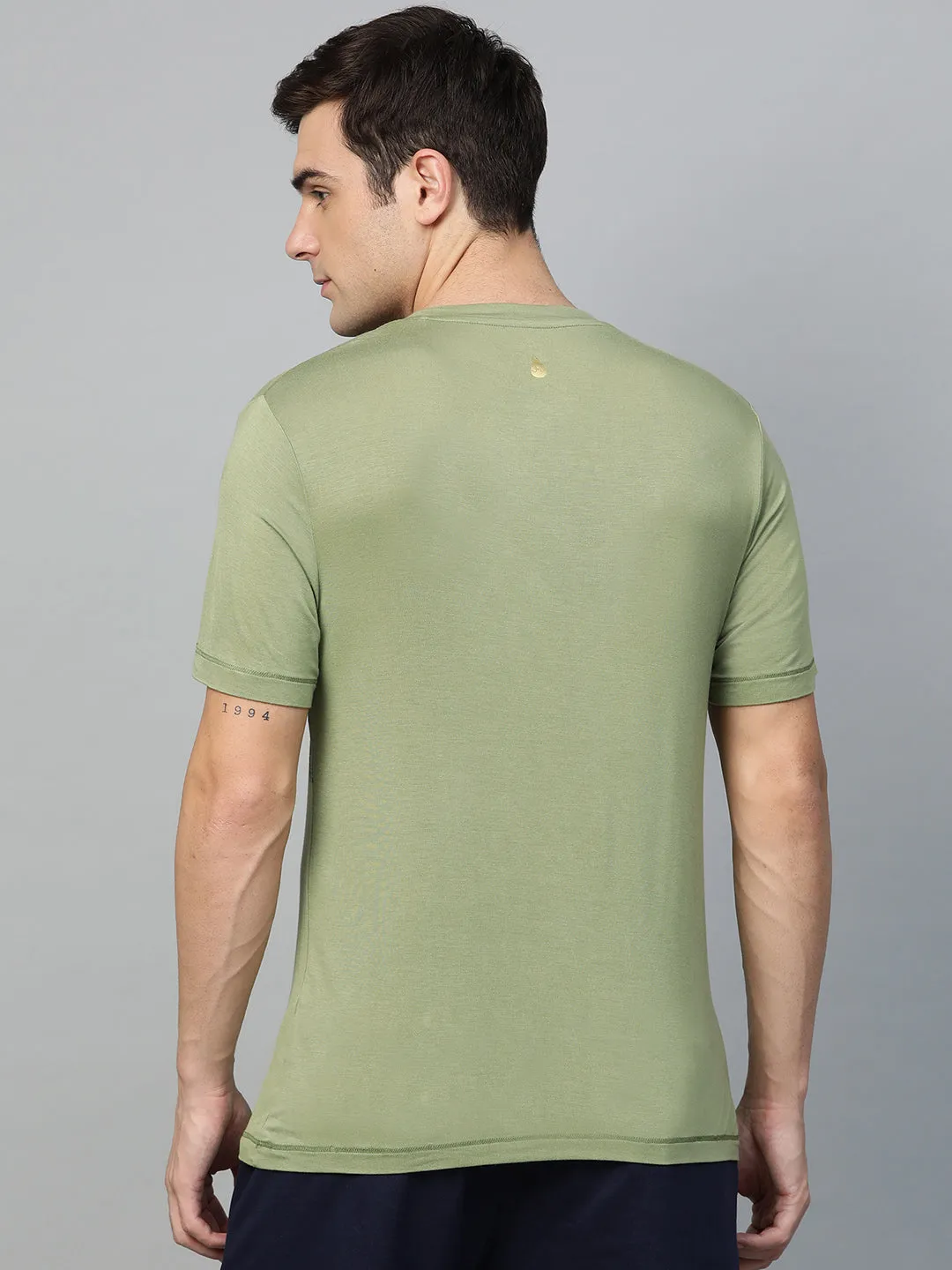 UniversalFit Zero Core Alcis Men Olive Green Printed Round Neck T-shirt