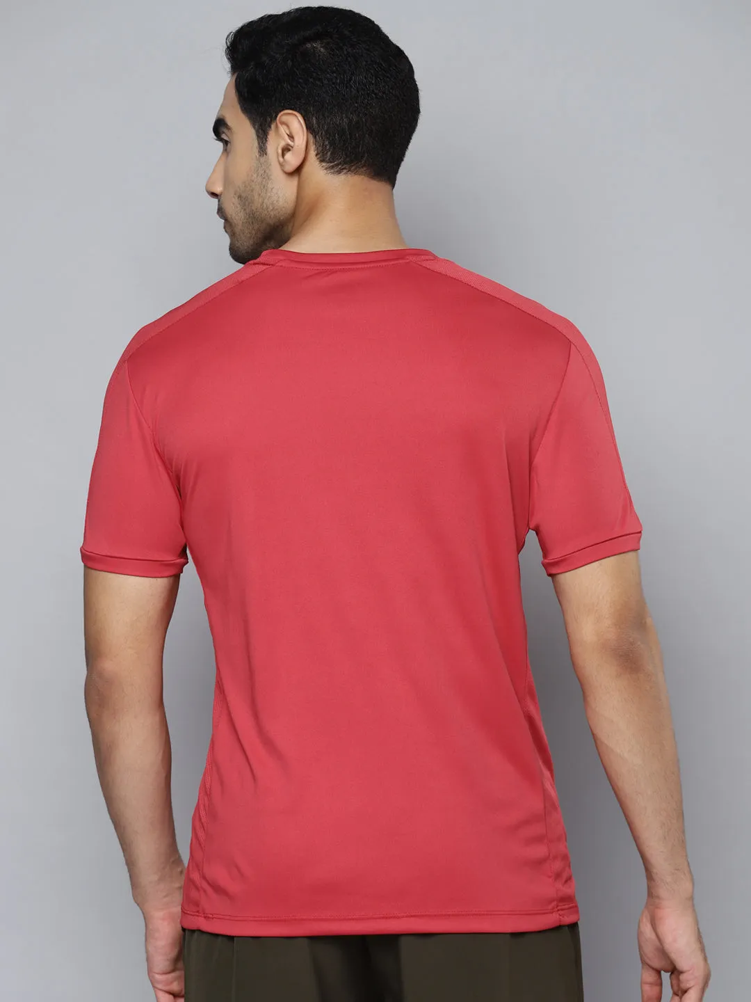Alcis Men Red Slim Fit T-shirt 4Way Stretch