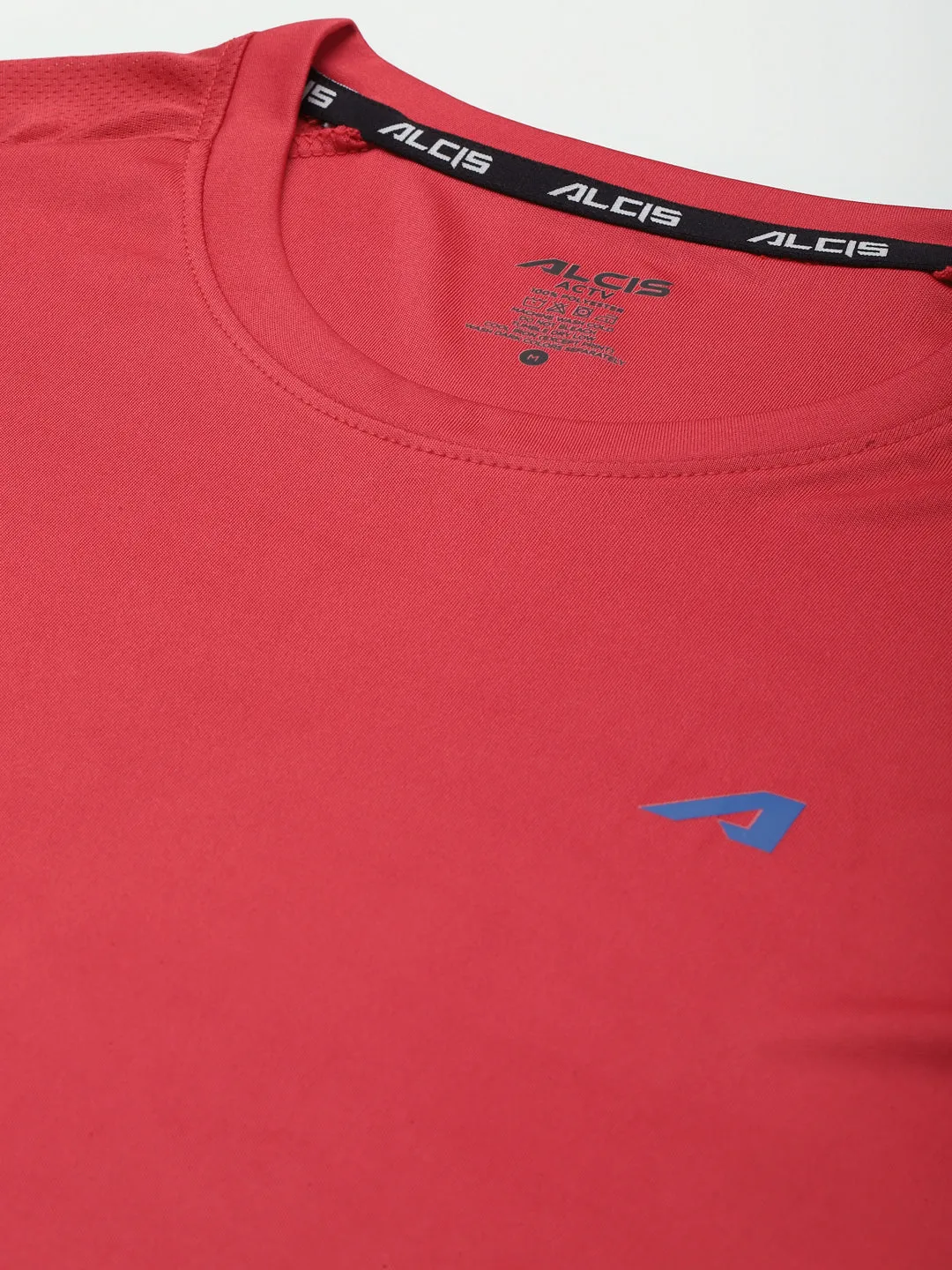 Alcis Men Red Slim Fit T-shirt HypoallergenicMaterial