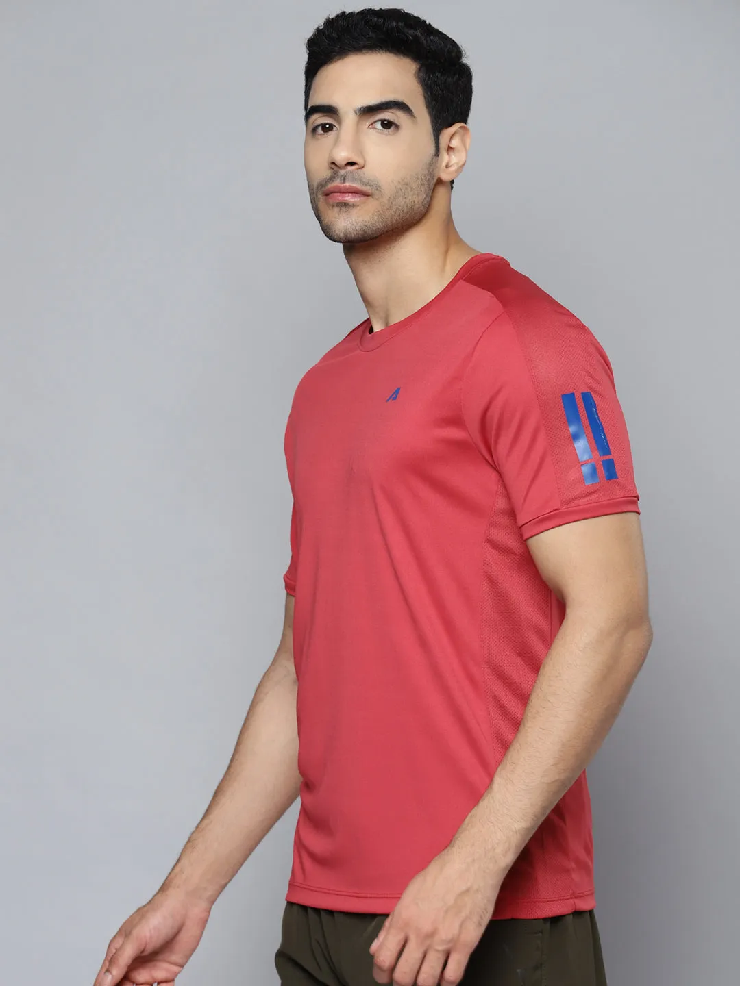 Alcis Men Red Slim Fit T-shirt ReinforcedHem