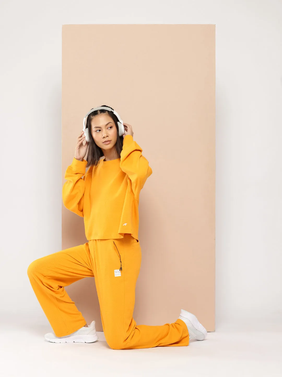 Professional Wear Breathable mesh lining Urban Uplift Women??S Trackpant