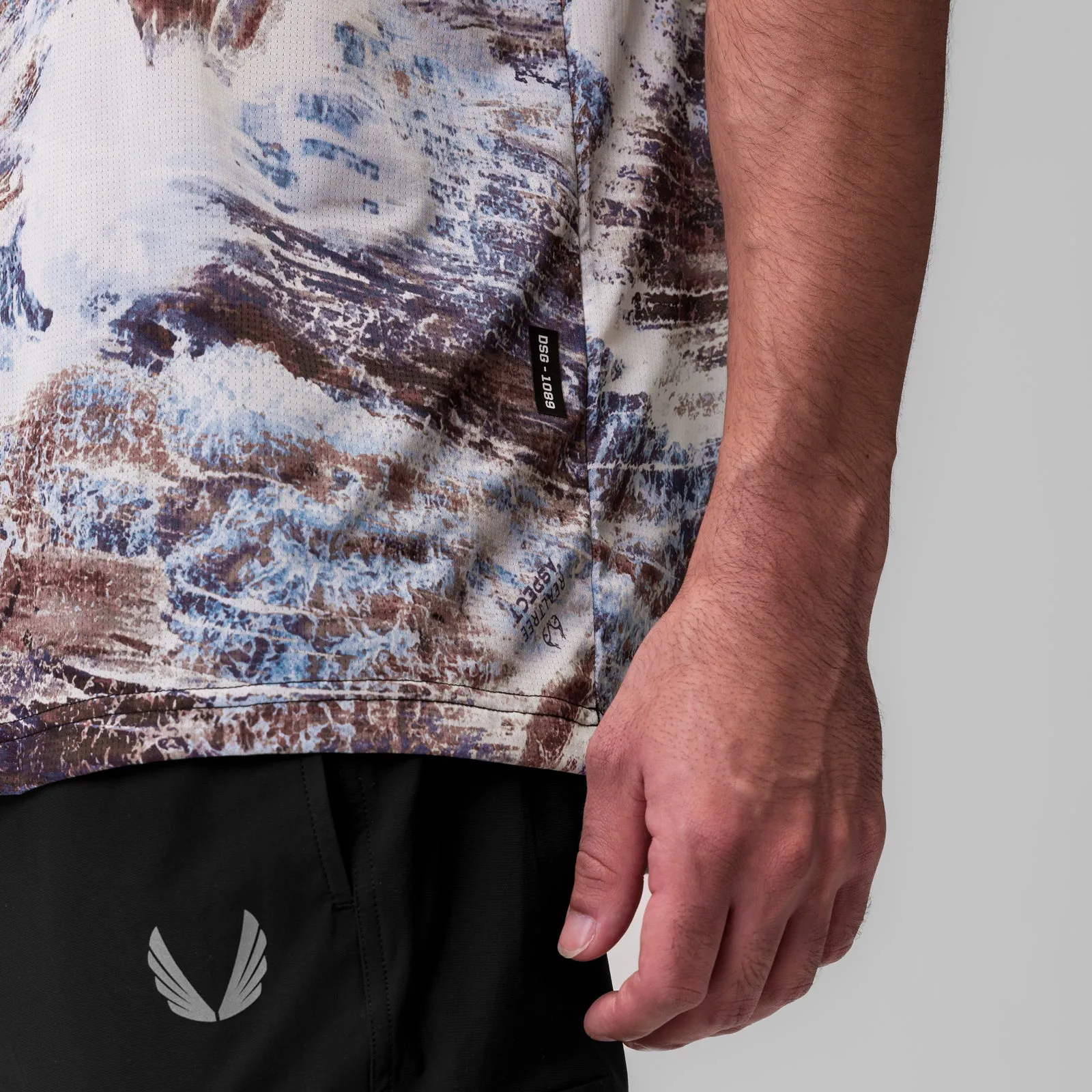 1089. Ice-Skin? Oversized Tee - Realtree? Aspect Temperature Regulating Fabric Double Stitched Hem