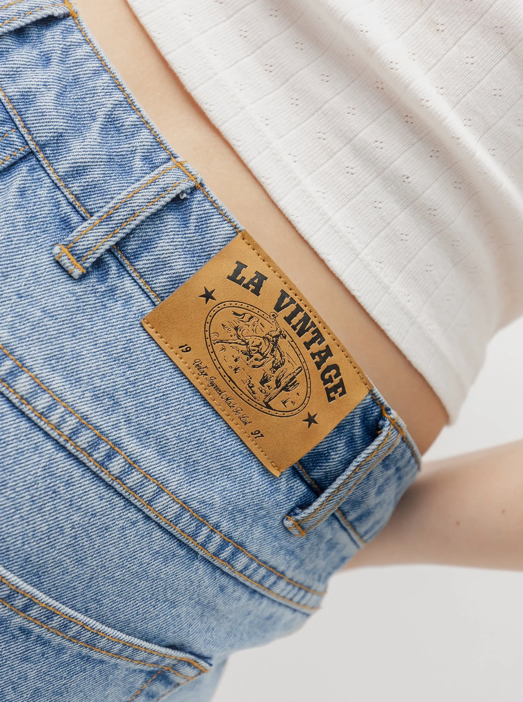 Relaxed Denim Jeans SecureZipperClosures Sweat Wicking Liner