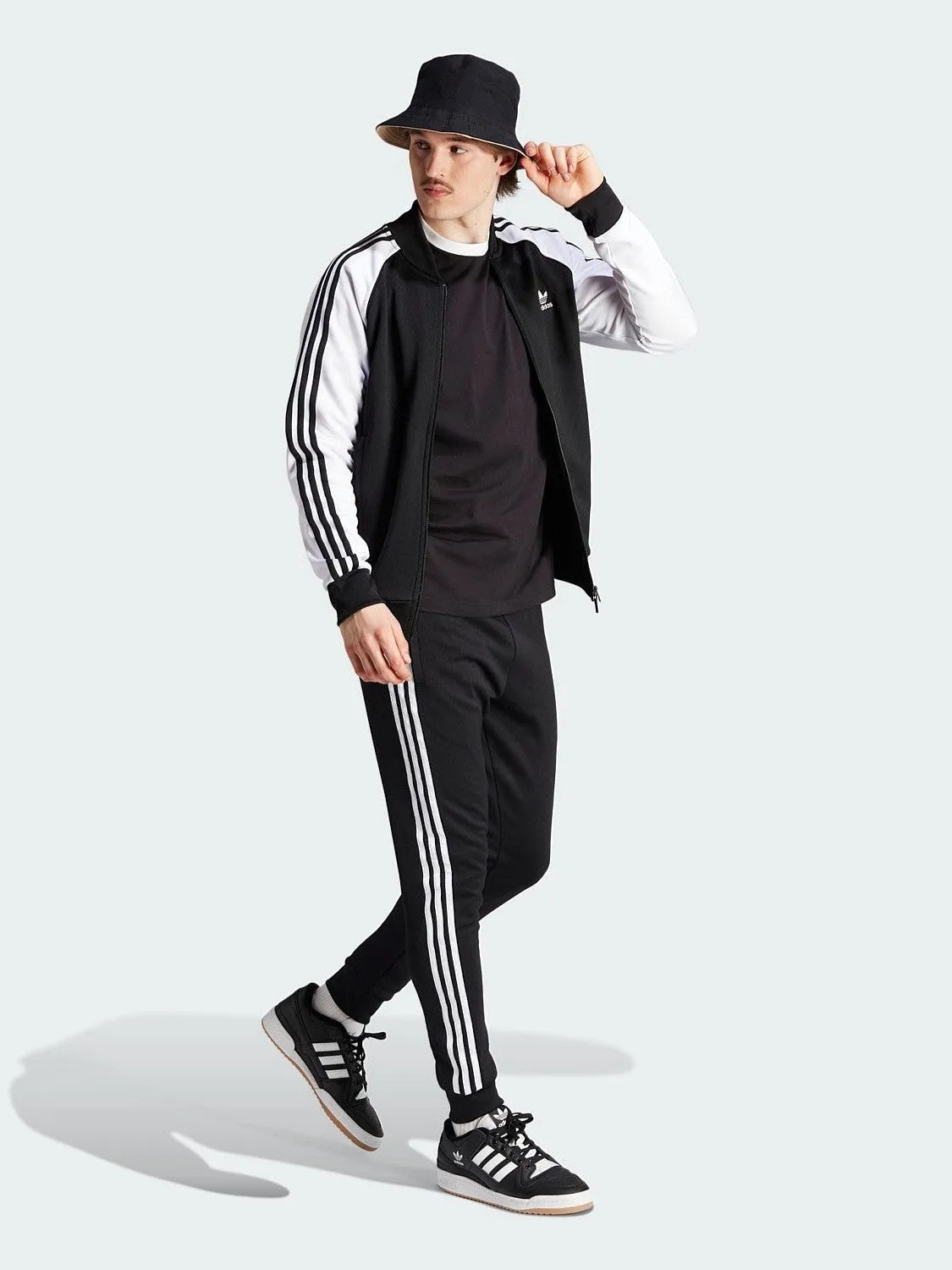 Snag Resistant Fabric ThermalRegulation Adicolor Classics SST Tracksuit Pants