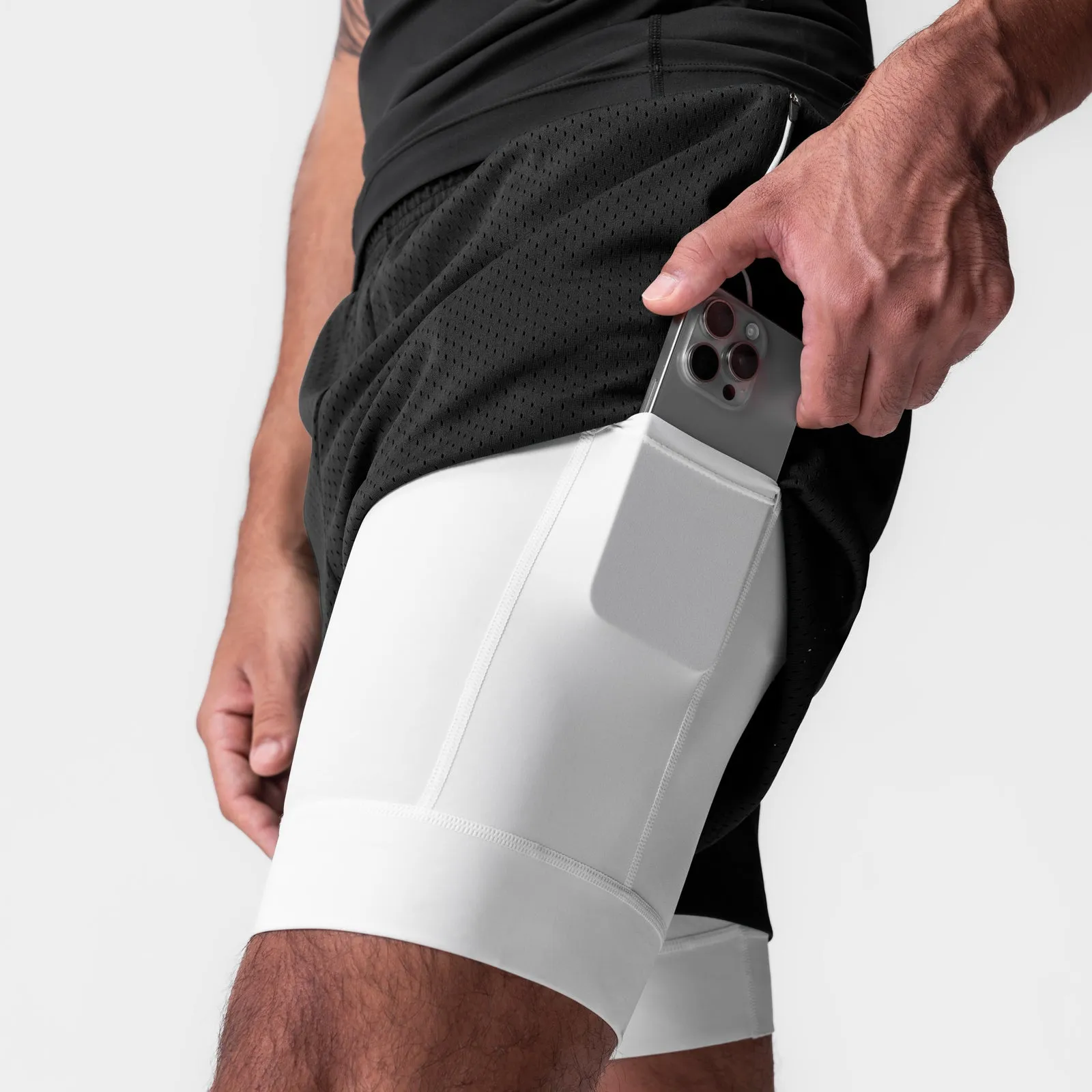 0991. Ion-Mesh 5" Liner Short - Black desert style