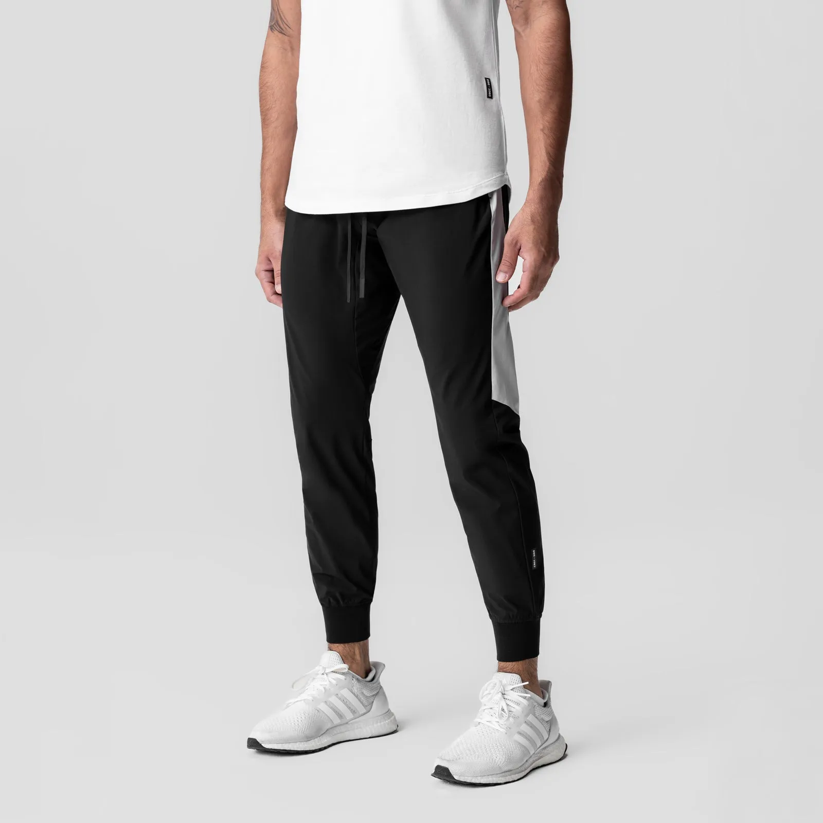 1067. Tetra-Lite? Cuffed Training Jogger - Black Long Use