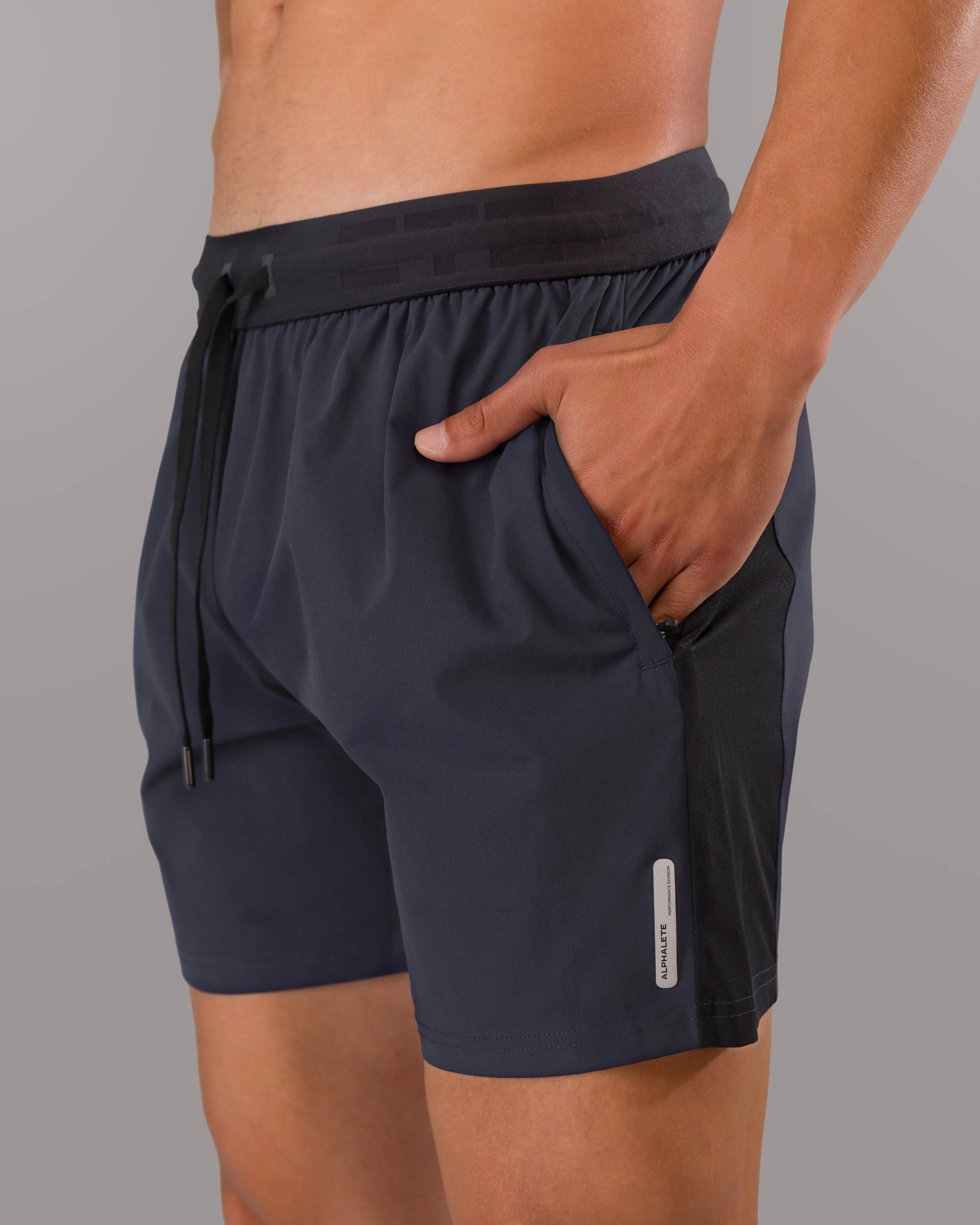Apex Vault Short - Midnight Depth Holiday Wear