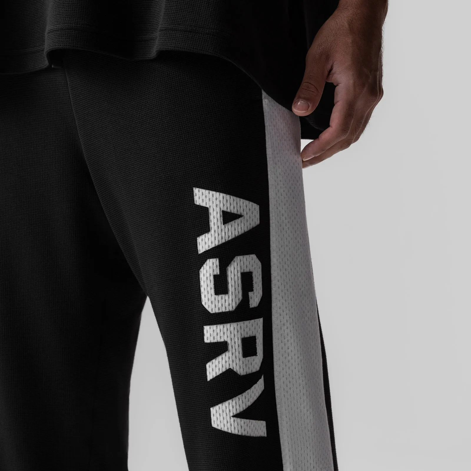 0957. Waffle Knit Relaxed Sweatpant - Black/White Eco Friendly Material