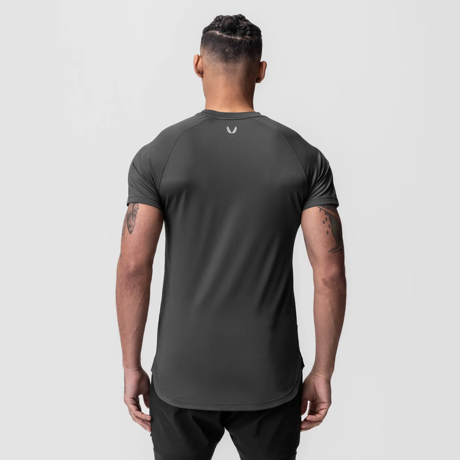 0660. AeroSilver? Established Tee - Space Grey Relax Comfort Style