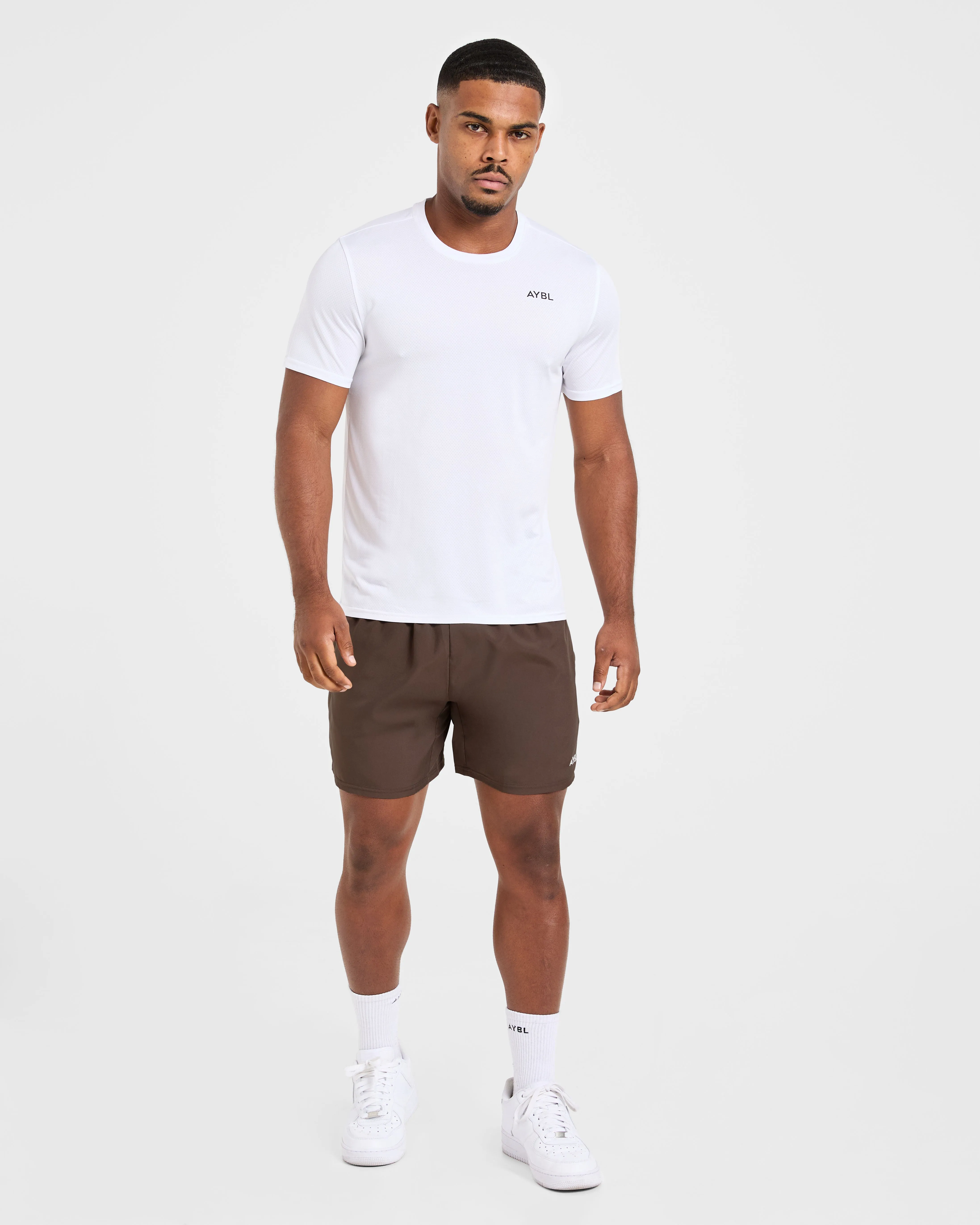 Classic Appeal Chic Design Core 5" Shorts - Deep Brown