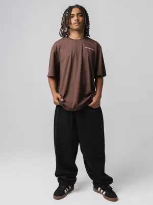 AntiSnagZippers Wrinkle resistant fabric Straight Sweatpant in Court Black