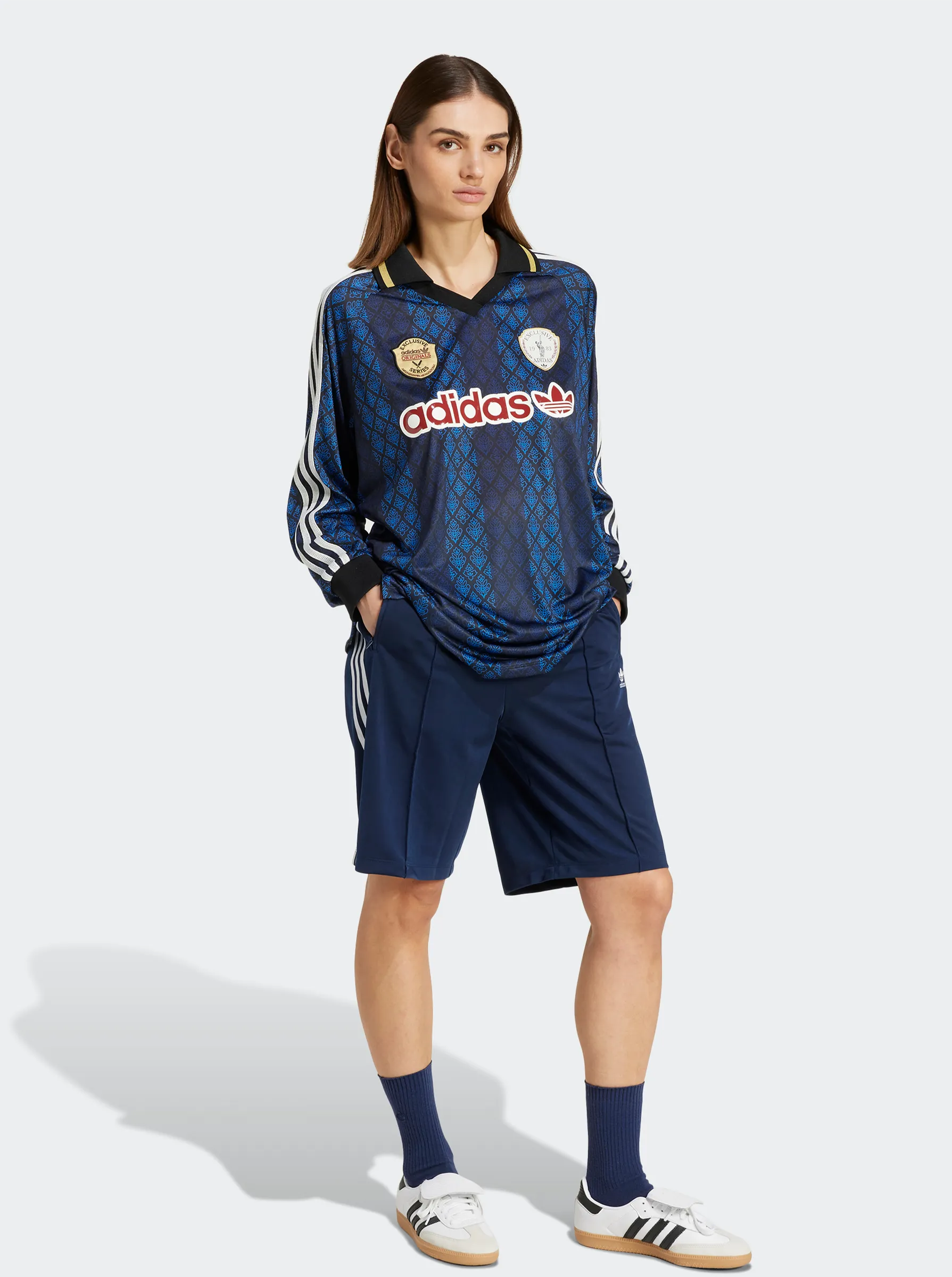 Ribbed Cuffs Raccoon like Retro Sports Cricket-Inspired Long Sleeve Jersey