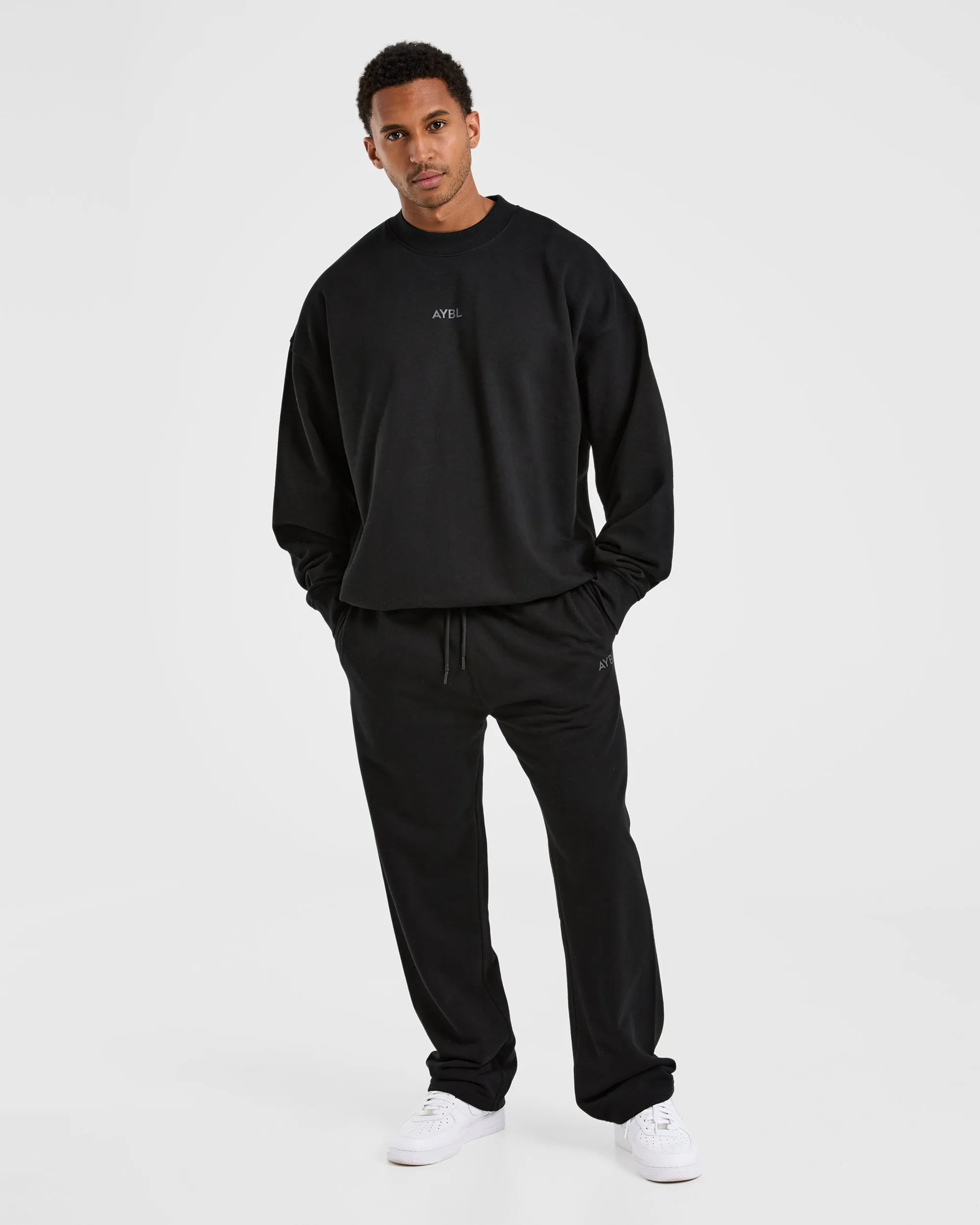 Craft Oversized Sweater - Black Fashion Statement
