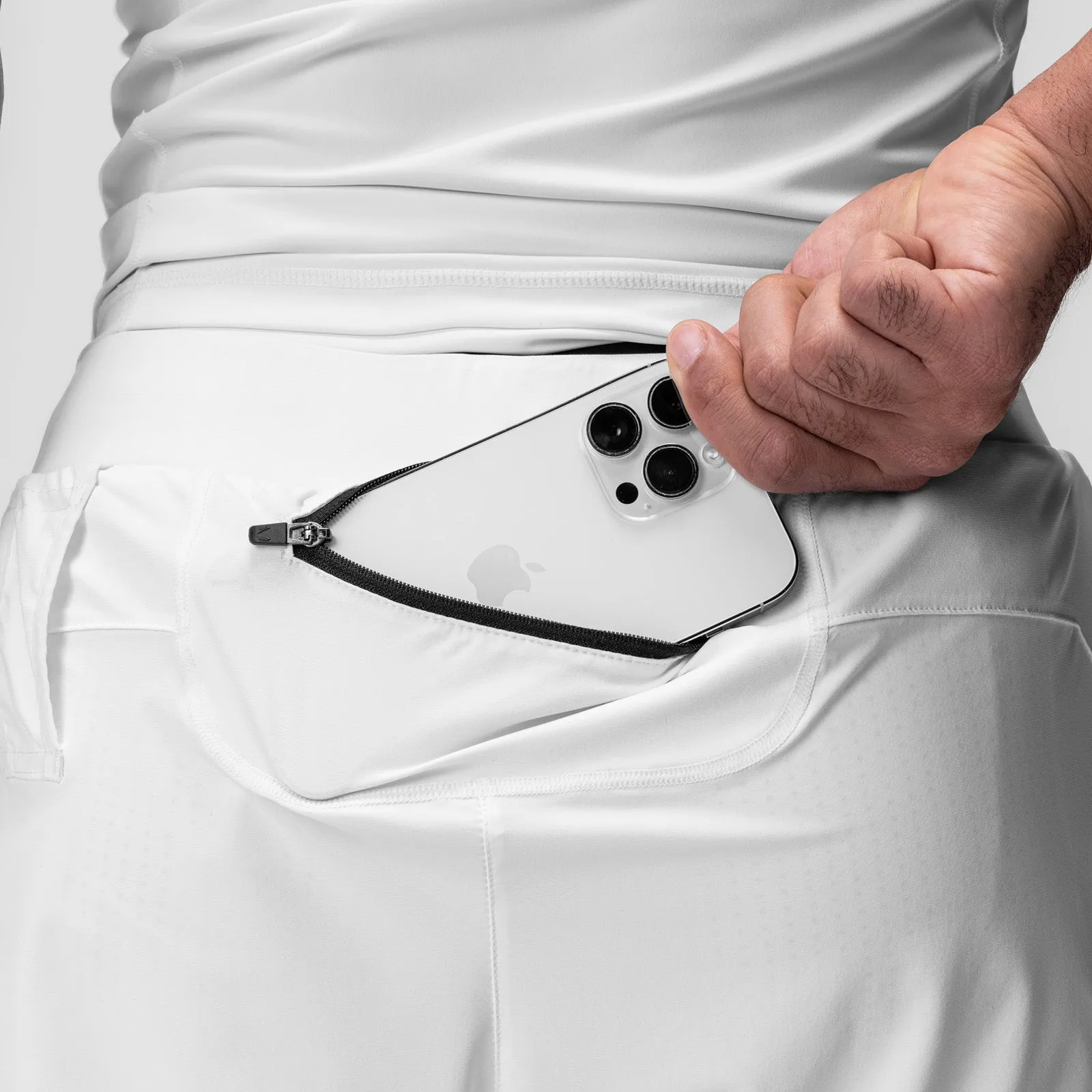 0866. Tetra-Lite? 7" Liner Short - White "Cyber"/White multiple pockets