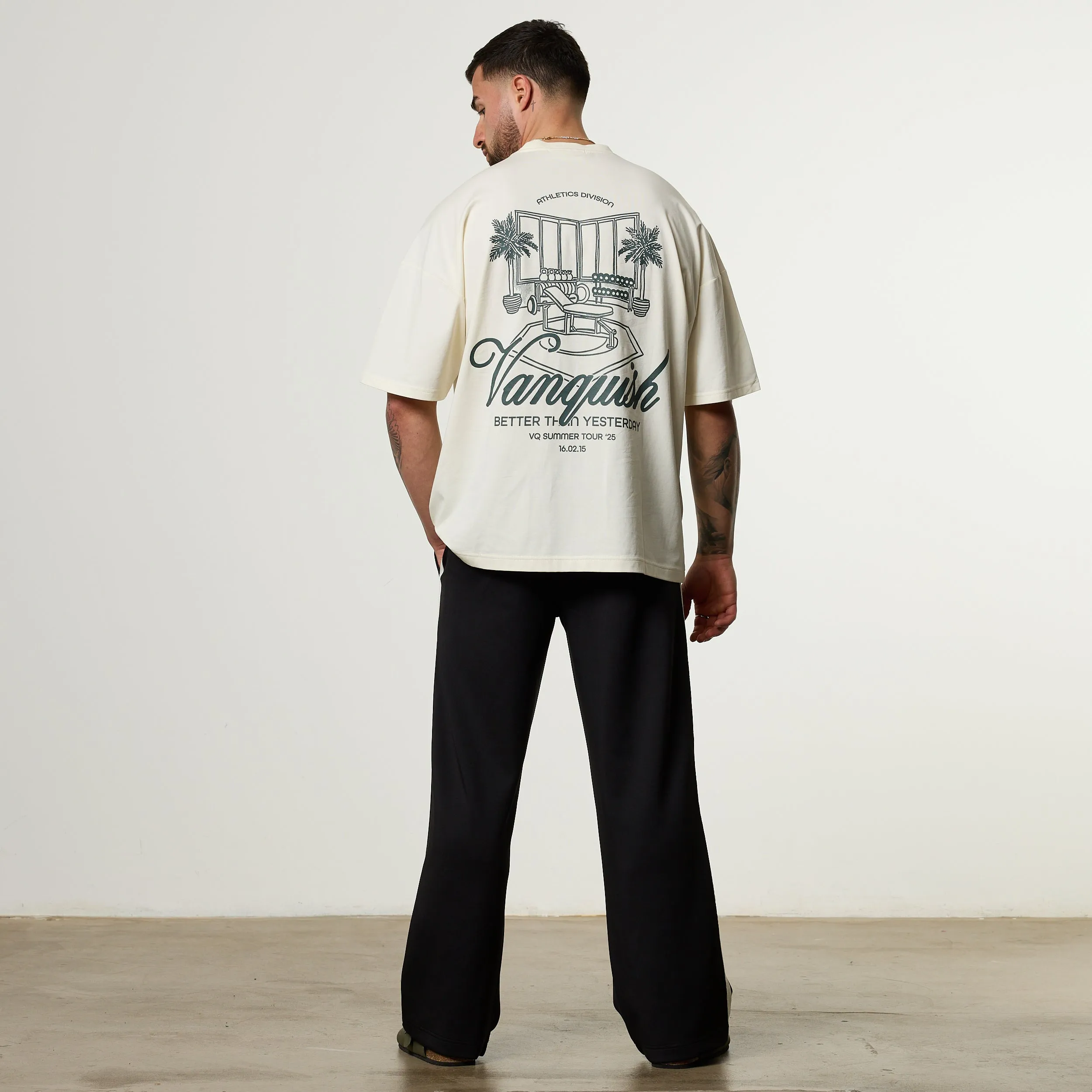Vanquish Off Season Vintage White Oversized Boxy T Shirt Hypoallergenic Fibers Autumn coziness