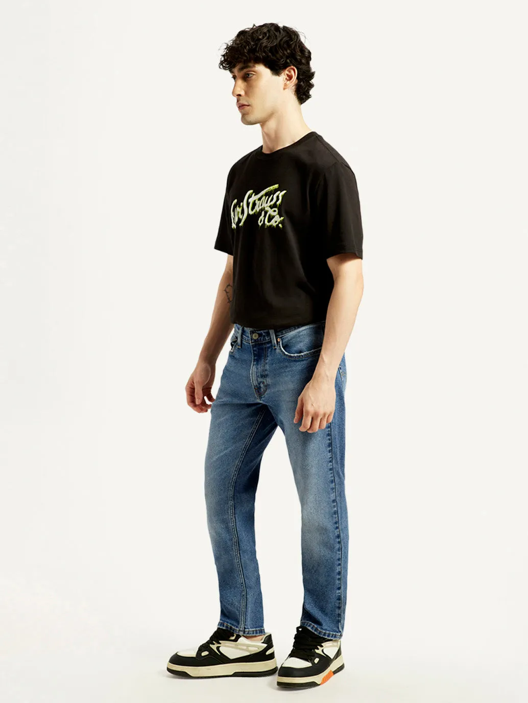 Relaxed Style Outdoor Enthusiast Evening Stroll Men's 517 Med Indigo Bootcut Fit Mid Rise Jeans