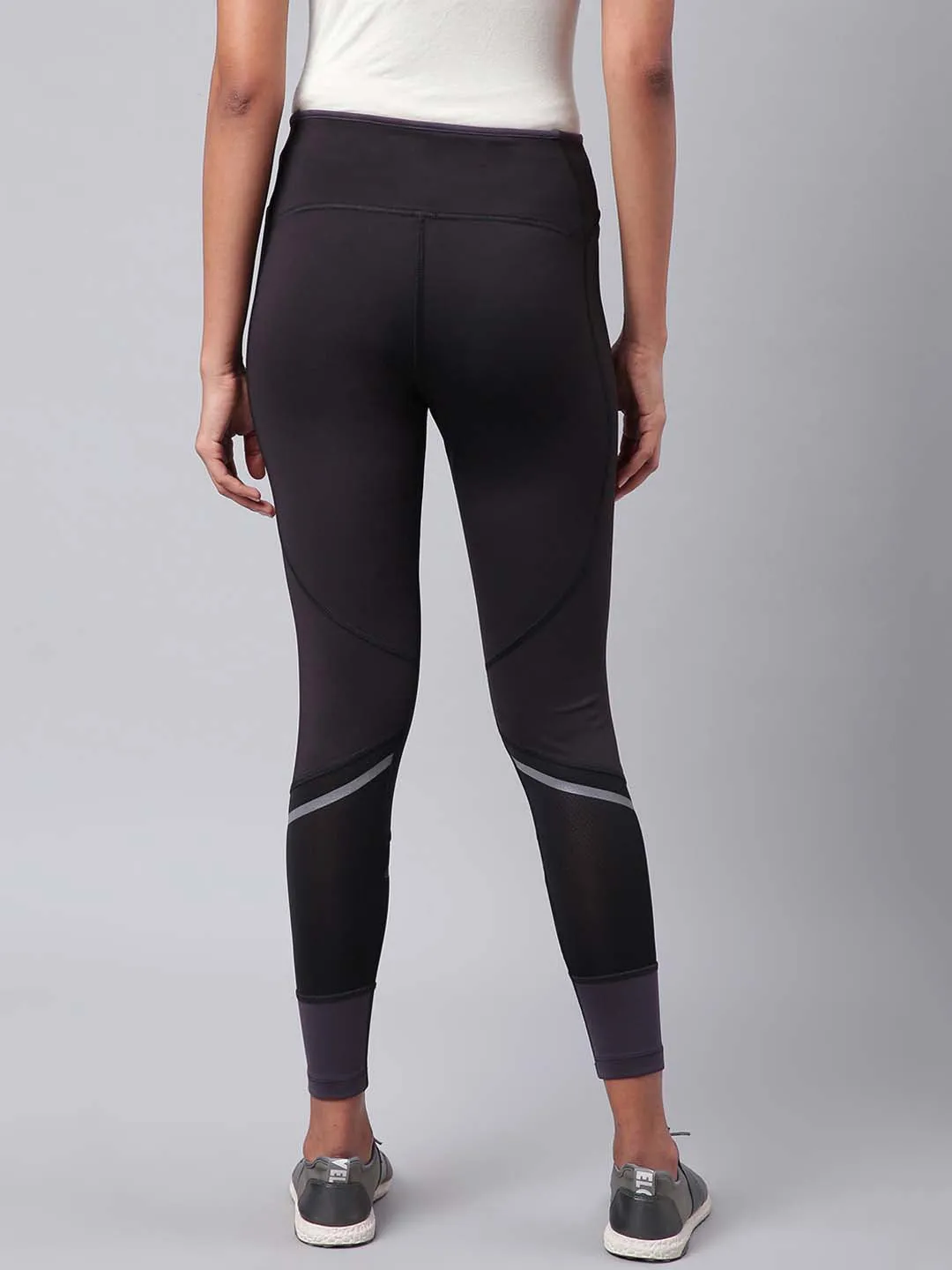 Alcis Women Black Drytech  Solid Cropped Training Tights Slim Fit Home Lounge