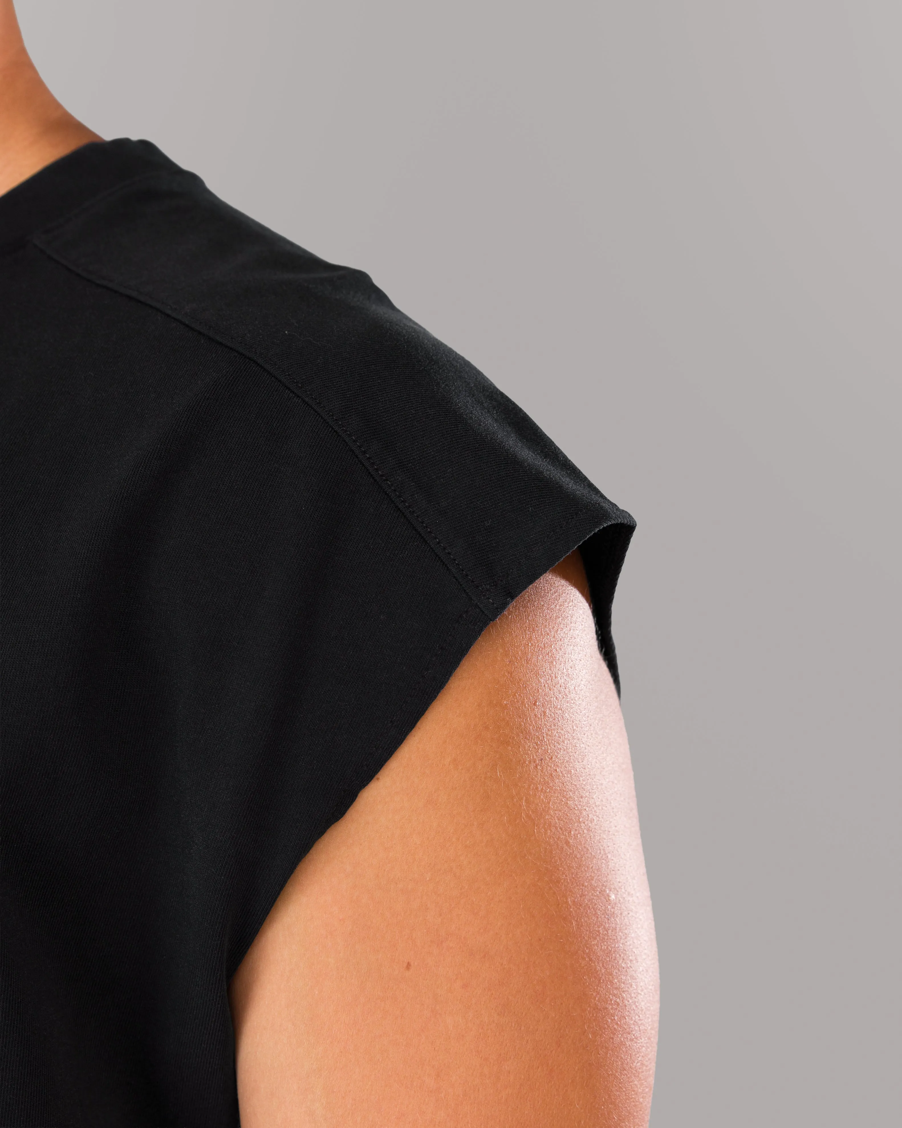 High - end Union Mineral Cutoff - Washed Black