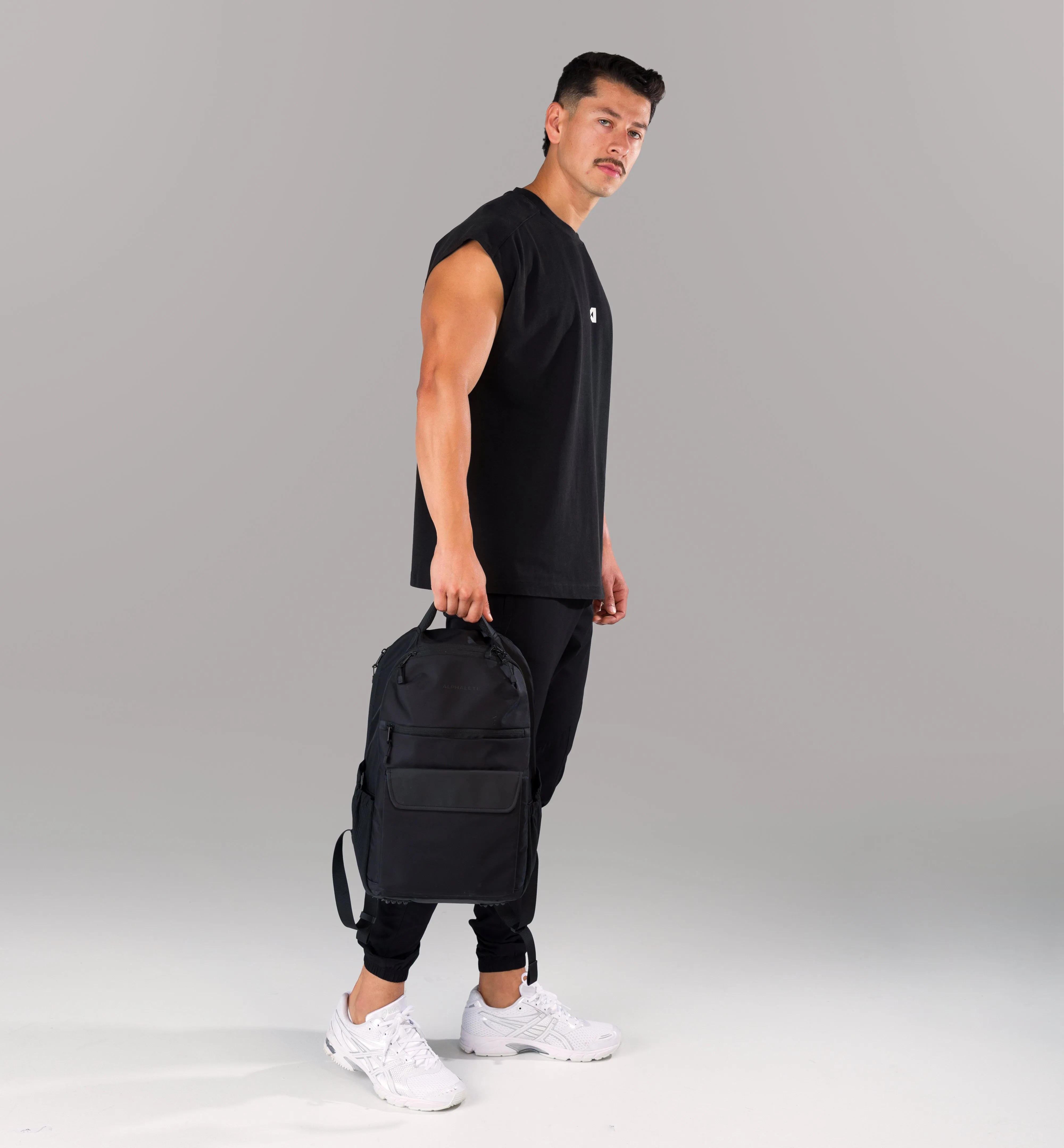 Seam Free Design Body Mapping Design Union Mineral Cutoff - Washed Black