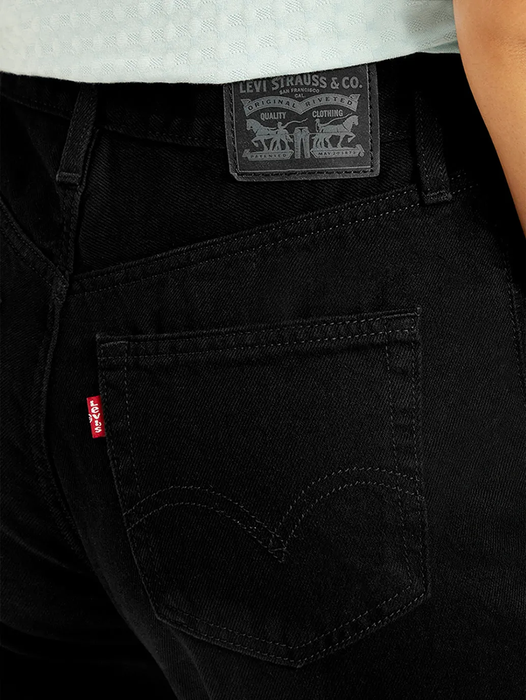 Odor Control Coating Women's Black Loose Tapered Fit High Rise Jeans
