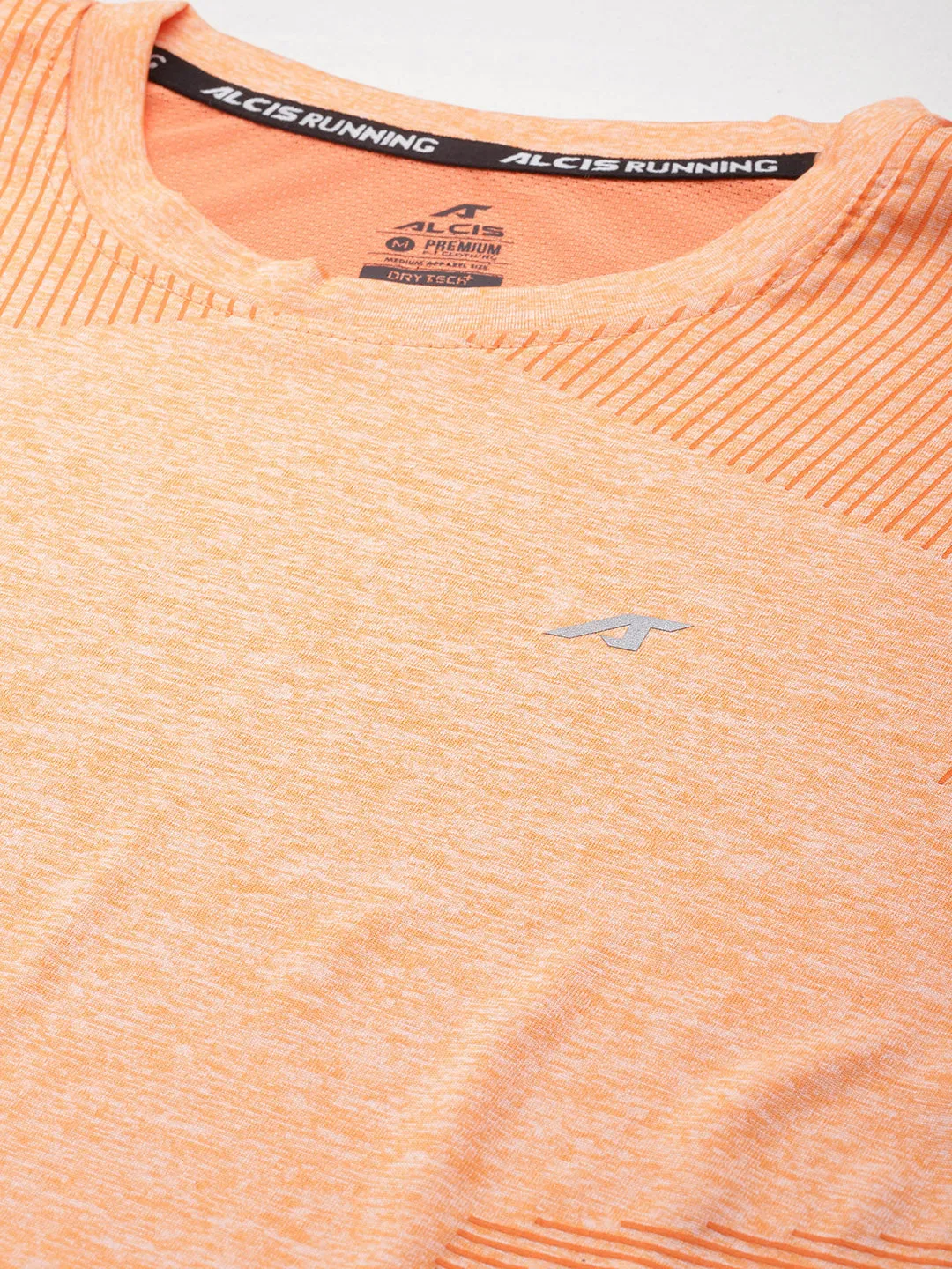 Peace Glow Alcis Men Solid Slim Fit T-shirt