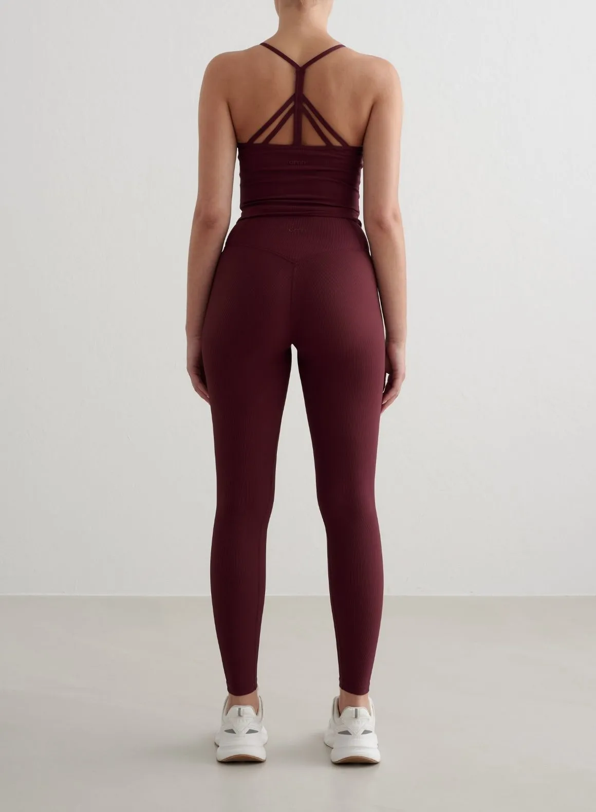 Lightweight Cherry Ribbed Performance Tights