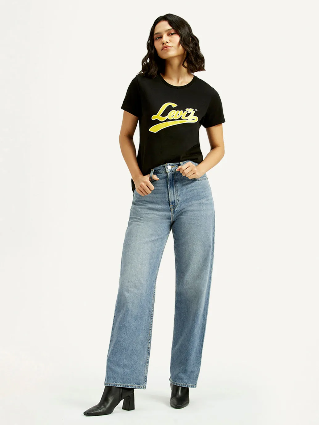 Low Impact Manufacturing Weekend Style Rainy Day Women's Light Blue Ribcage Straight Fit High Rise Jeans