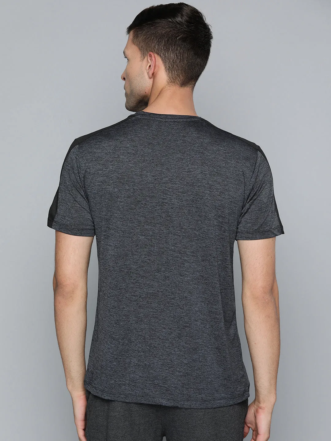 Alcis Men Black Solid Slim Fit T-shirt Star Soul Windproof Outer Layer