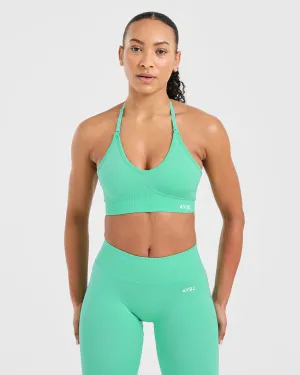Adapt Seamless Sports Bra - Spring Mint Seam-Free Construction