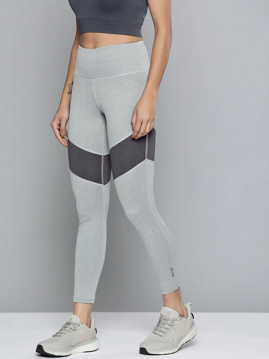 Urban Commuter Beach Walk Alcis Women Grey Colourblocked Cropped Sport Tights
