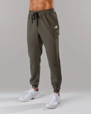 Non Irritating Tags Low Profile Design Vantage Jogger - Iron Charcoal