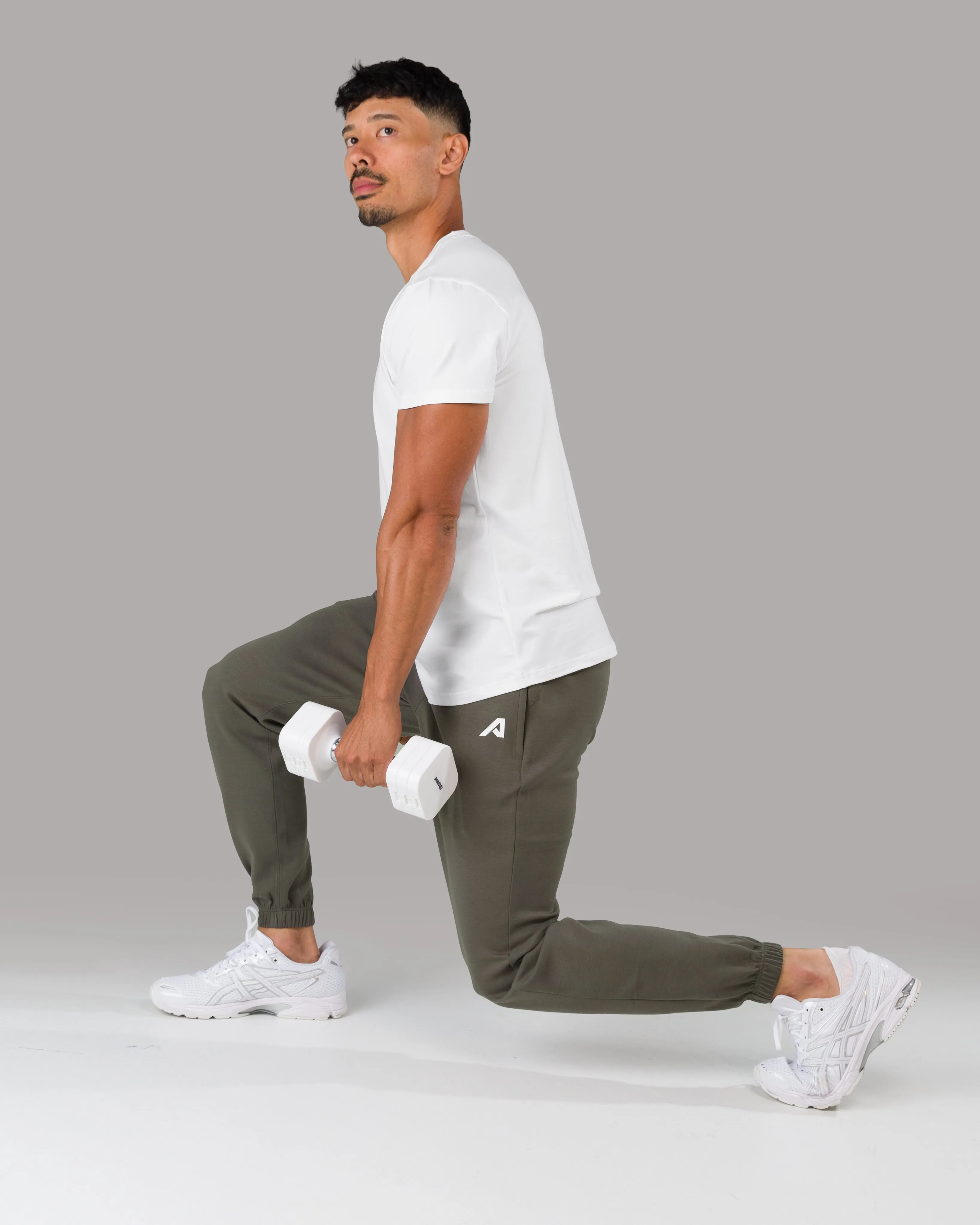 Vantage Jogger - Iron Charcoal Easy Match