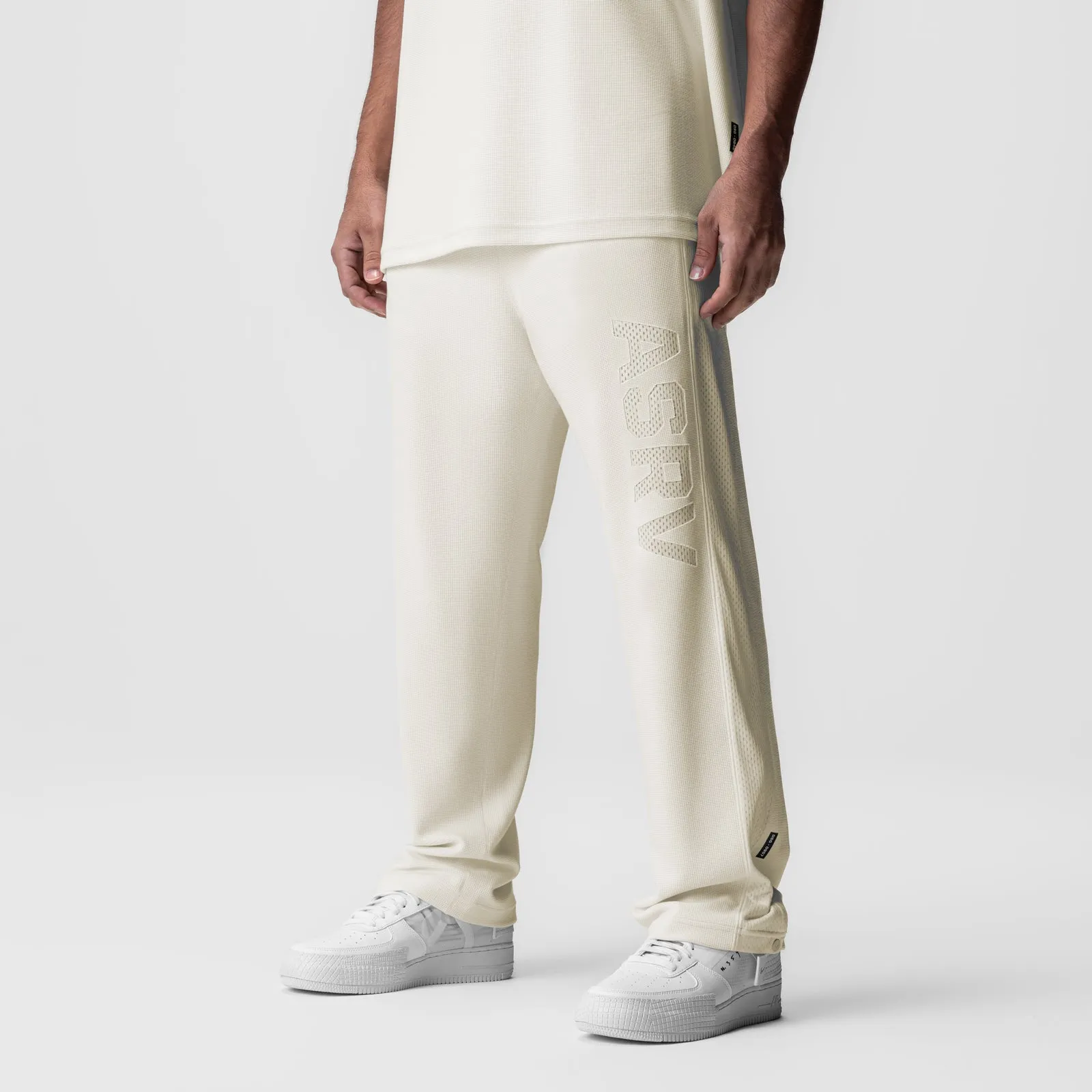 0957. Waffle Knit Relaxed Sweatpant - Cream Urban Flex