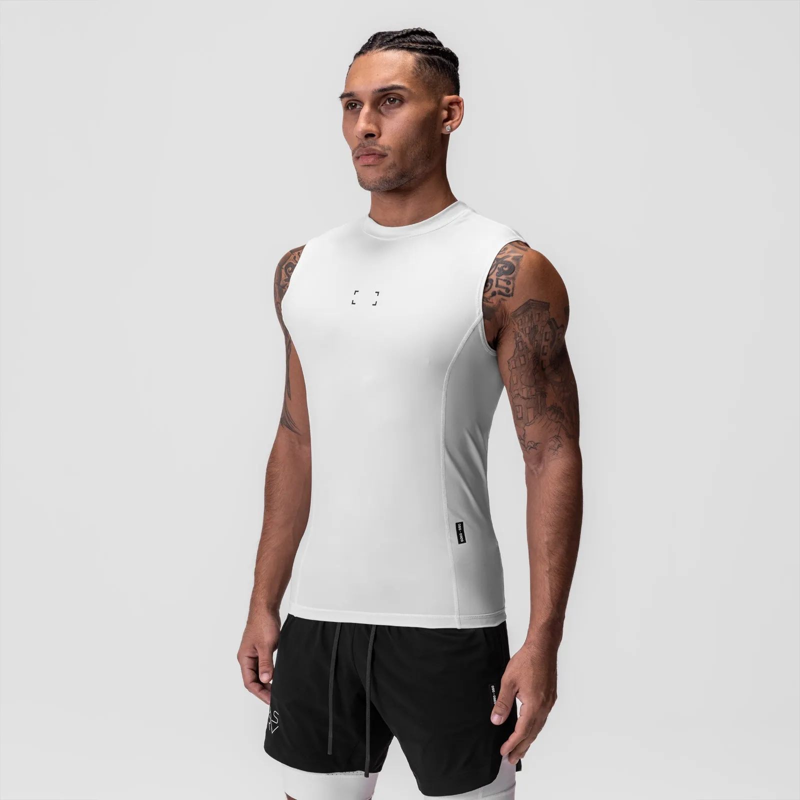 0909. WarpFlexx? Compression Cutoff - White "Space Bracket" Fuel - efficient