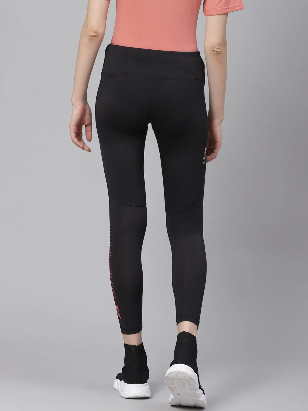 Alcis Women Black Solid Cropped Training Tights Tummy Control