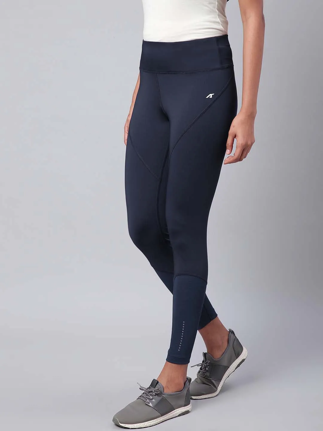 Alcis Women Navy Blue Drytech  Solid Cropped Training Tights Body Shaping Travel Enthusiast