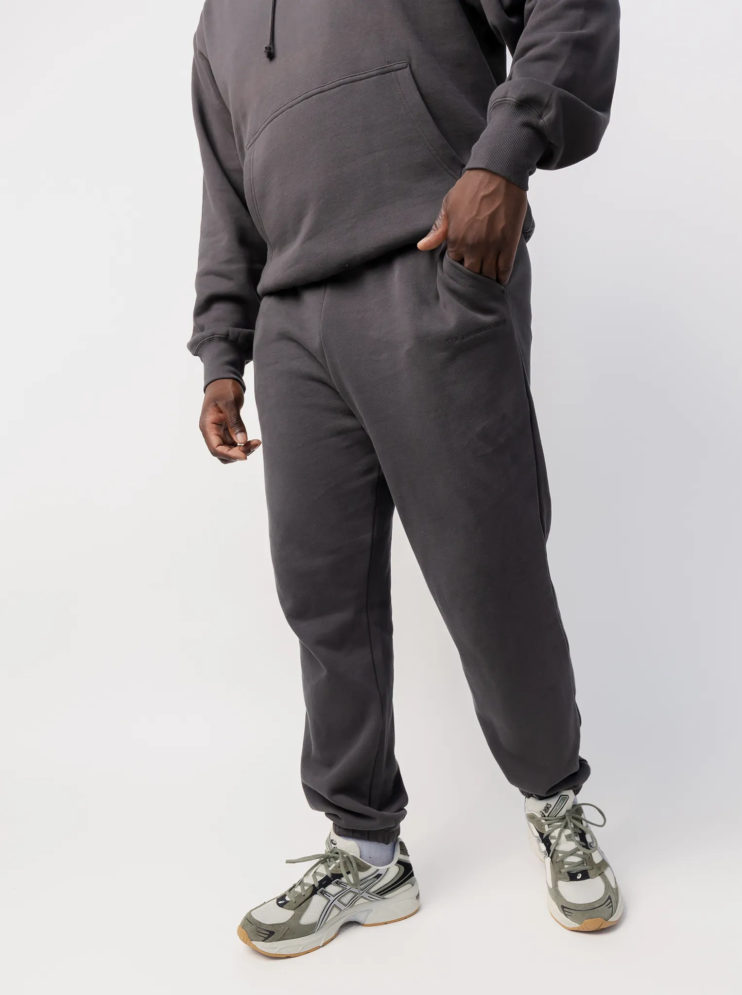 Classic Joggers In Washed Black Coastal Style Hedgehog like