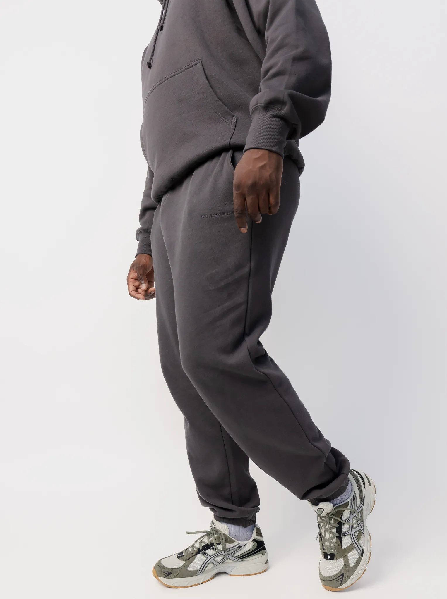 Anti Pilling Treatment Classic Joggers In Washed Black