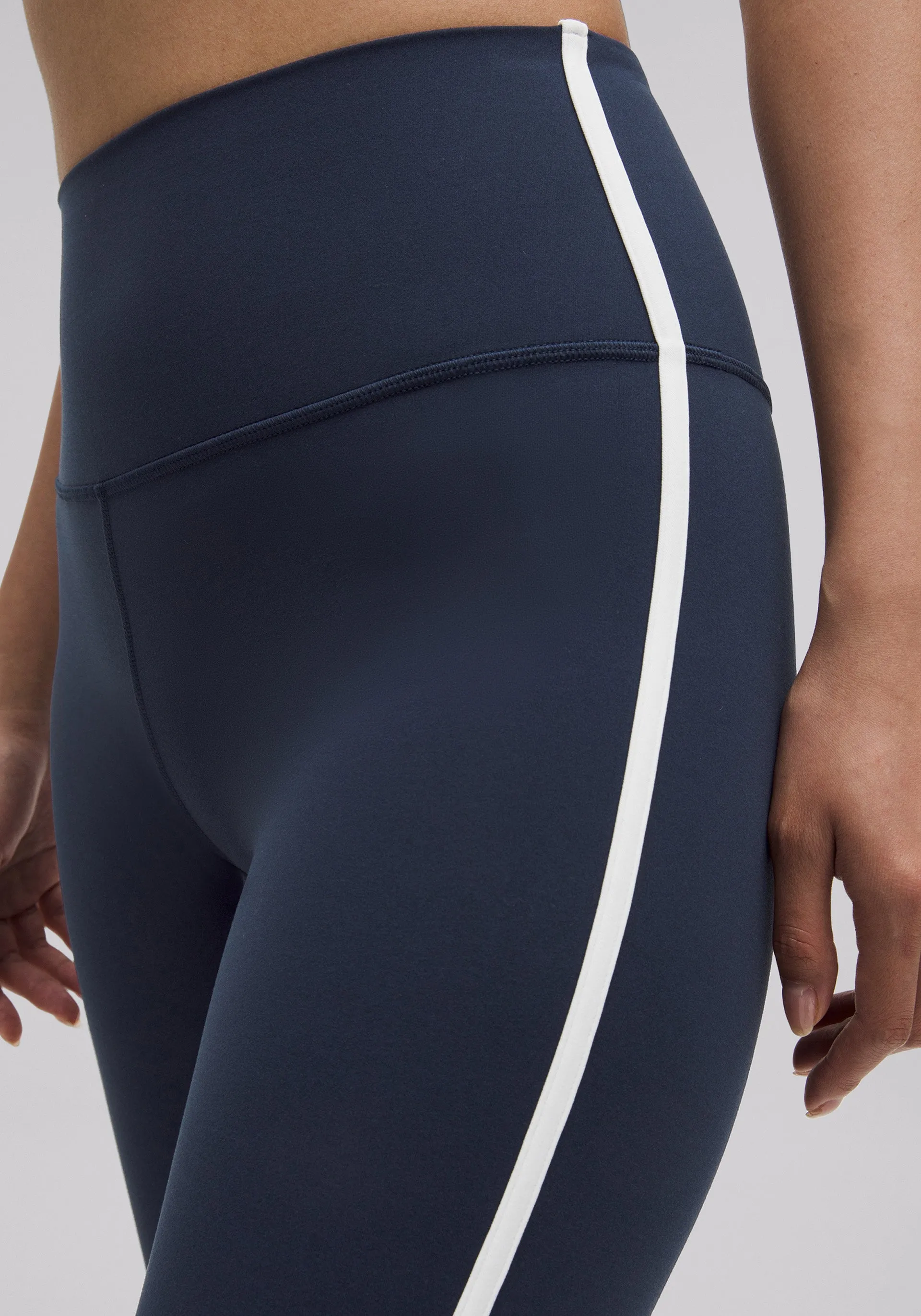 Home Lounge Fade Resistant Outdoor Running Anti Odor lululemon Align? High-Rise Side-Stripe Tight 25"
