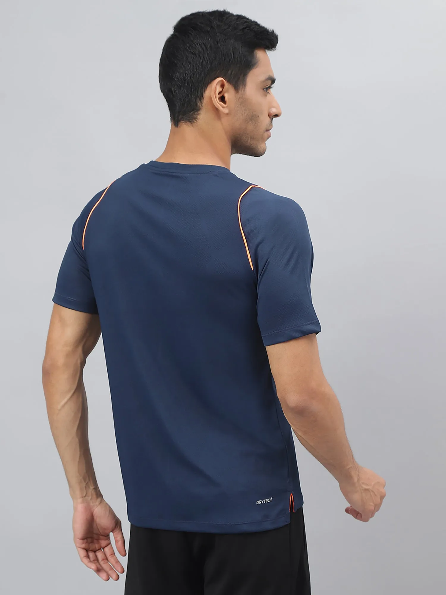 AllSeasonWear Windproof Outer Layer Alcis Men Navy Anti-Static Slim-Fit Round Neck Training T-Shirt