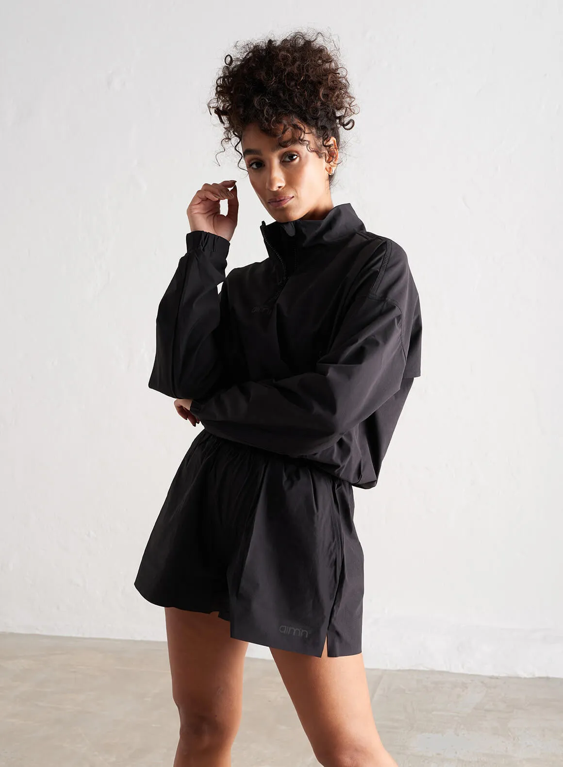 QuickDryTechnology light texture Black Windbreaker Shorts