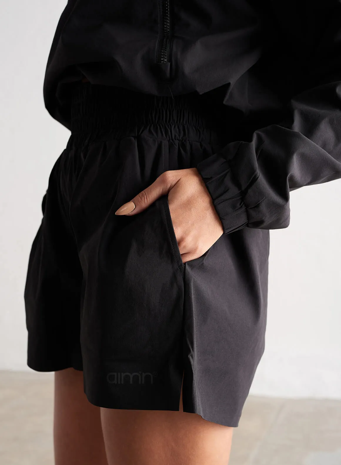 Quick Adjust Toggles Waterproof Feature Black Windbreaker Shorts
