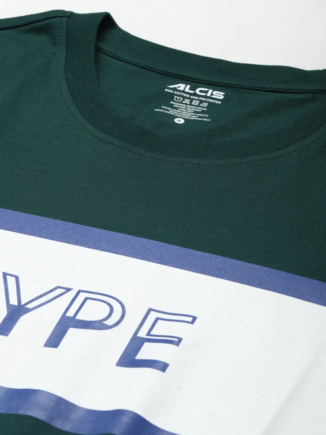 Alcis Men Green White Typography Printed Slim Fit T-shirt OdorResistant Material