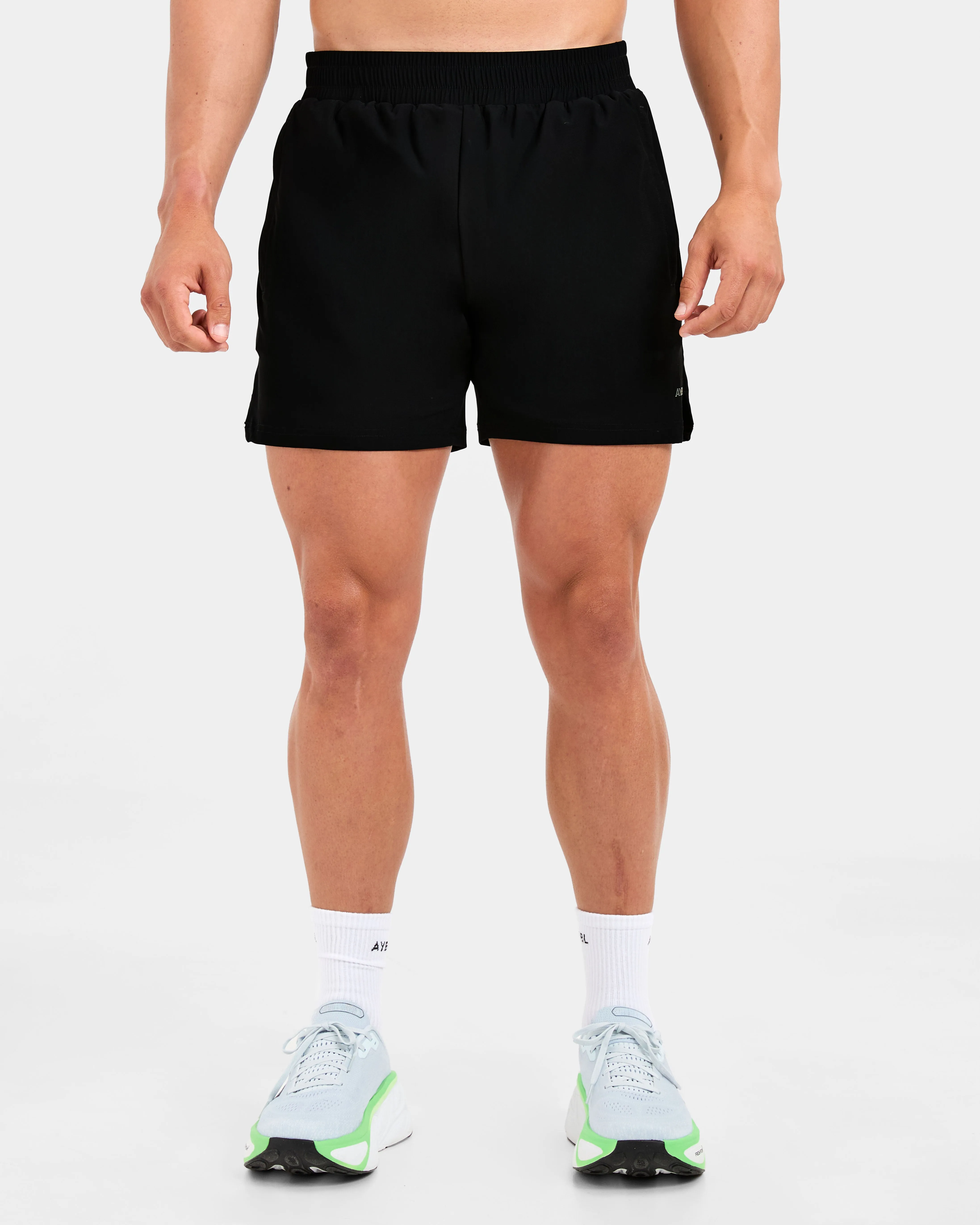 Run 5" Shorts - Black Stain-Resistant