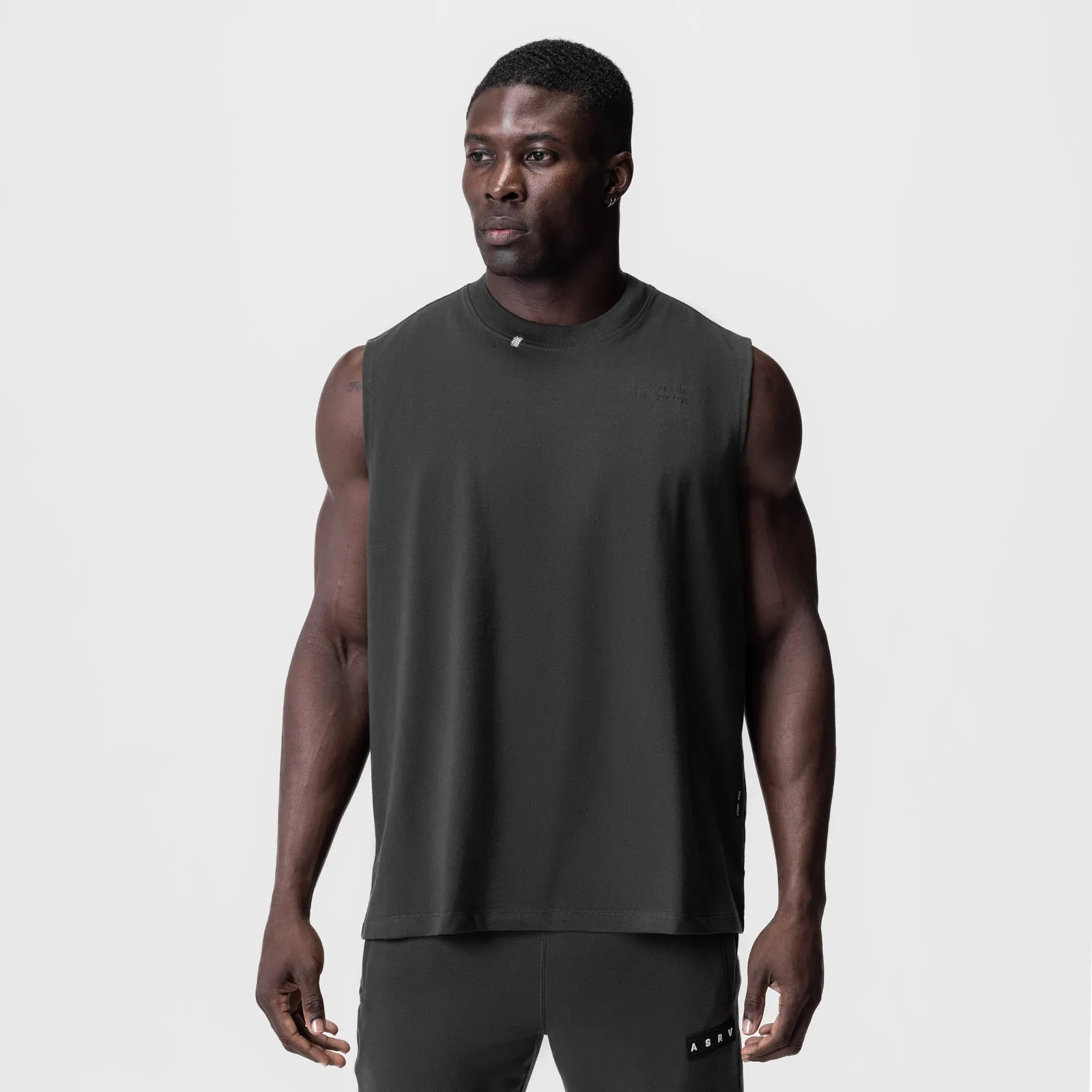 small - scale multi - compartment 0807. Tech Essential? Relaxed Cutoff - Space Grey/Black "Brush Wings/ASRV"