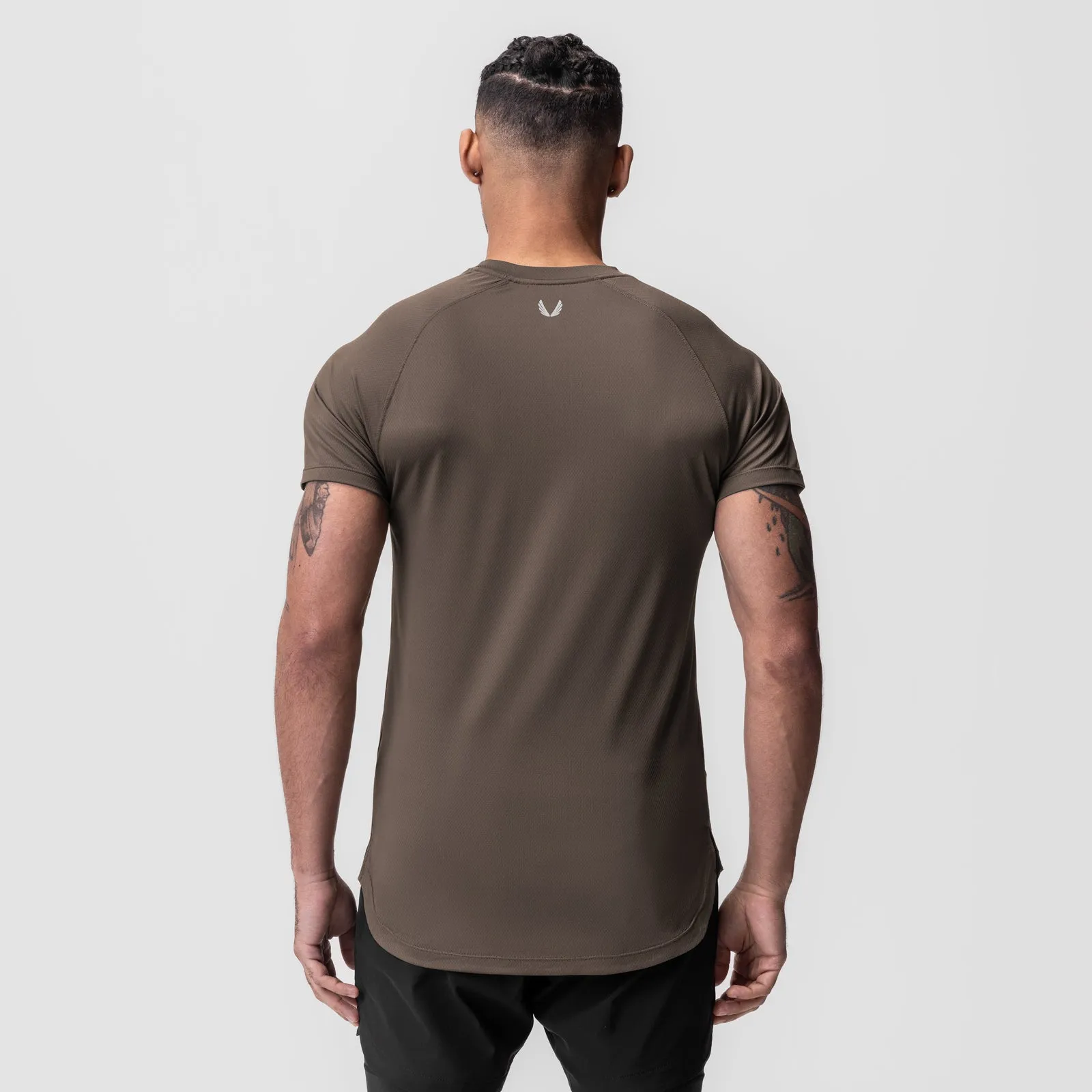 Active Style Trend discount offer 0660. AeroSilver? Established Tee - Deep Taupe