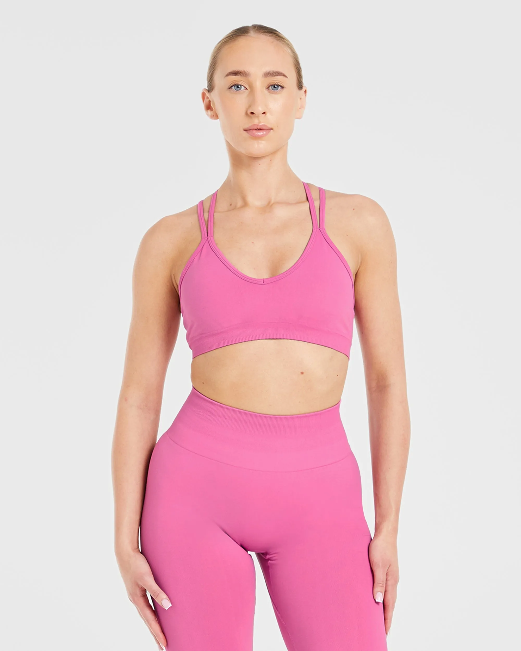 Power Seamless Sports Bra - Pink Embroidered