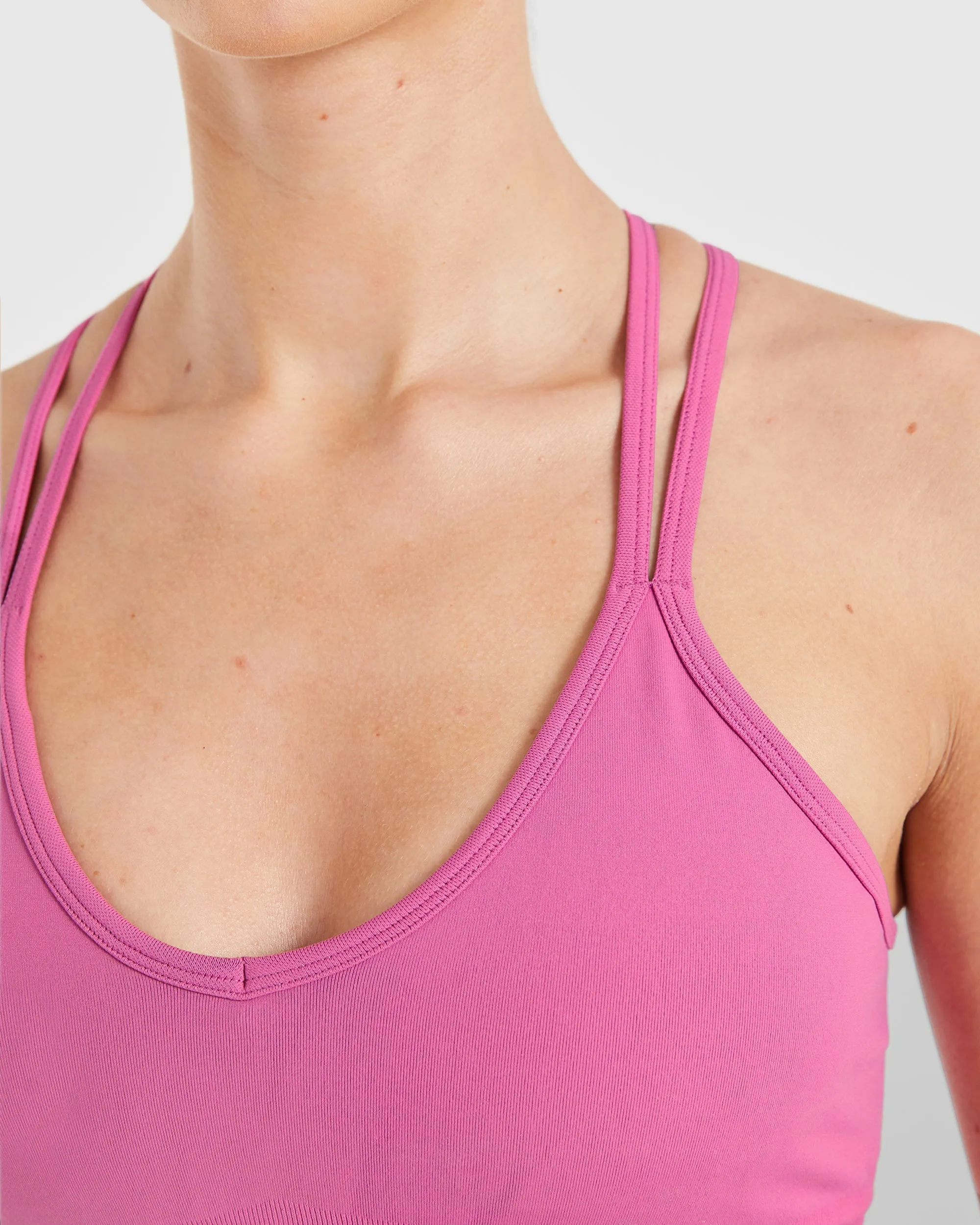 Power Seamless Sports Bra - Pink Anti-chafe seams
