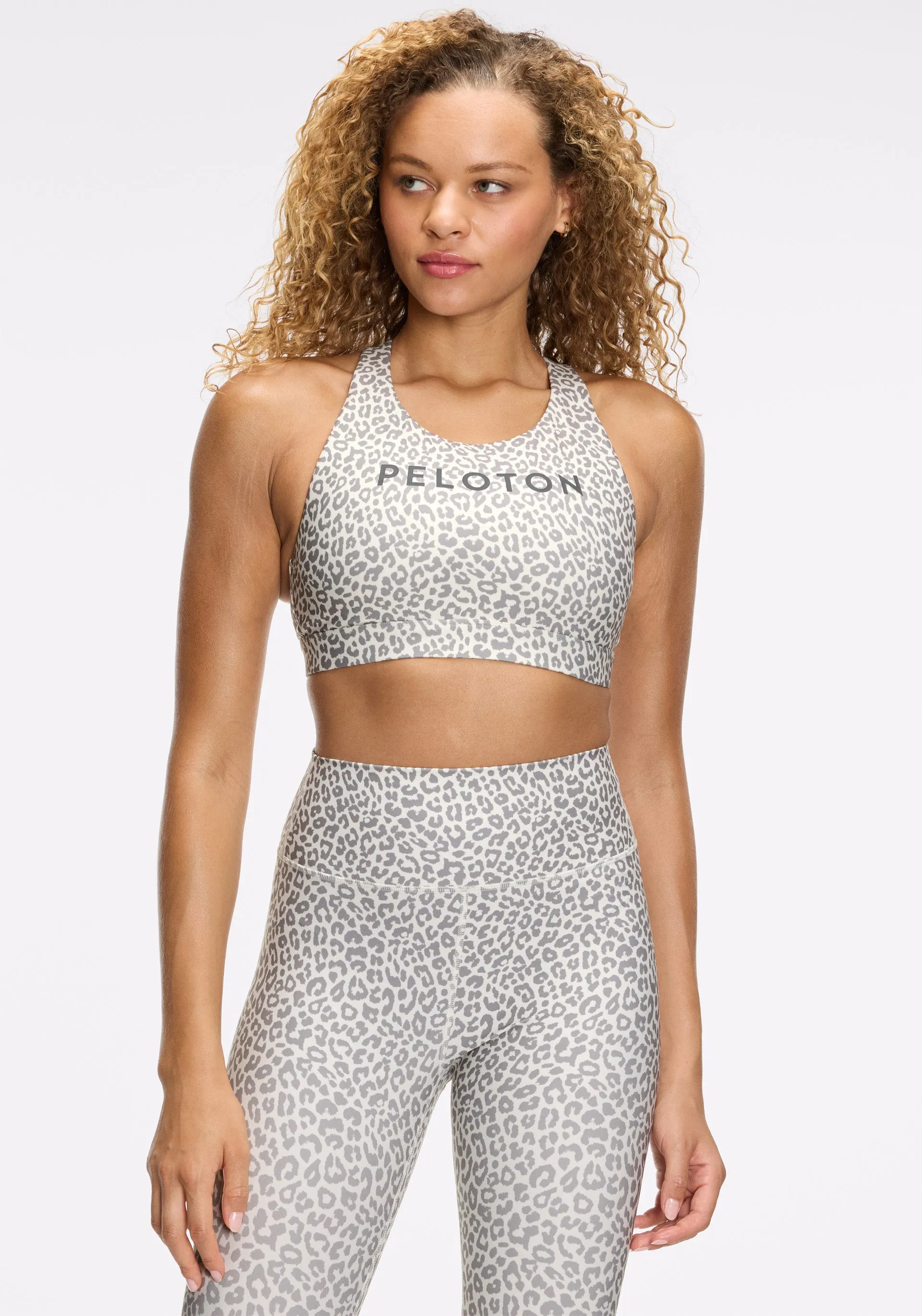 Minimalist Non-Irritating Band Cadent V-Back Bra